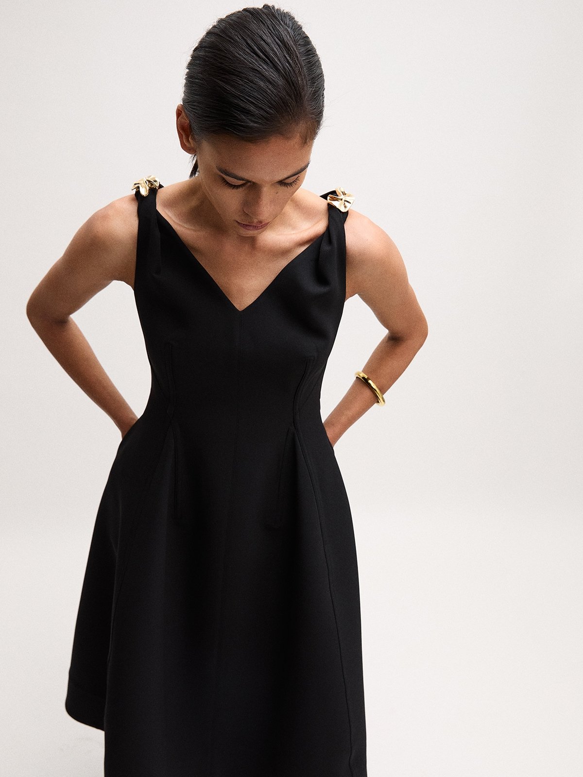 Fashion Black V Neck Print Holiday Dress Flare Sleeve