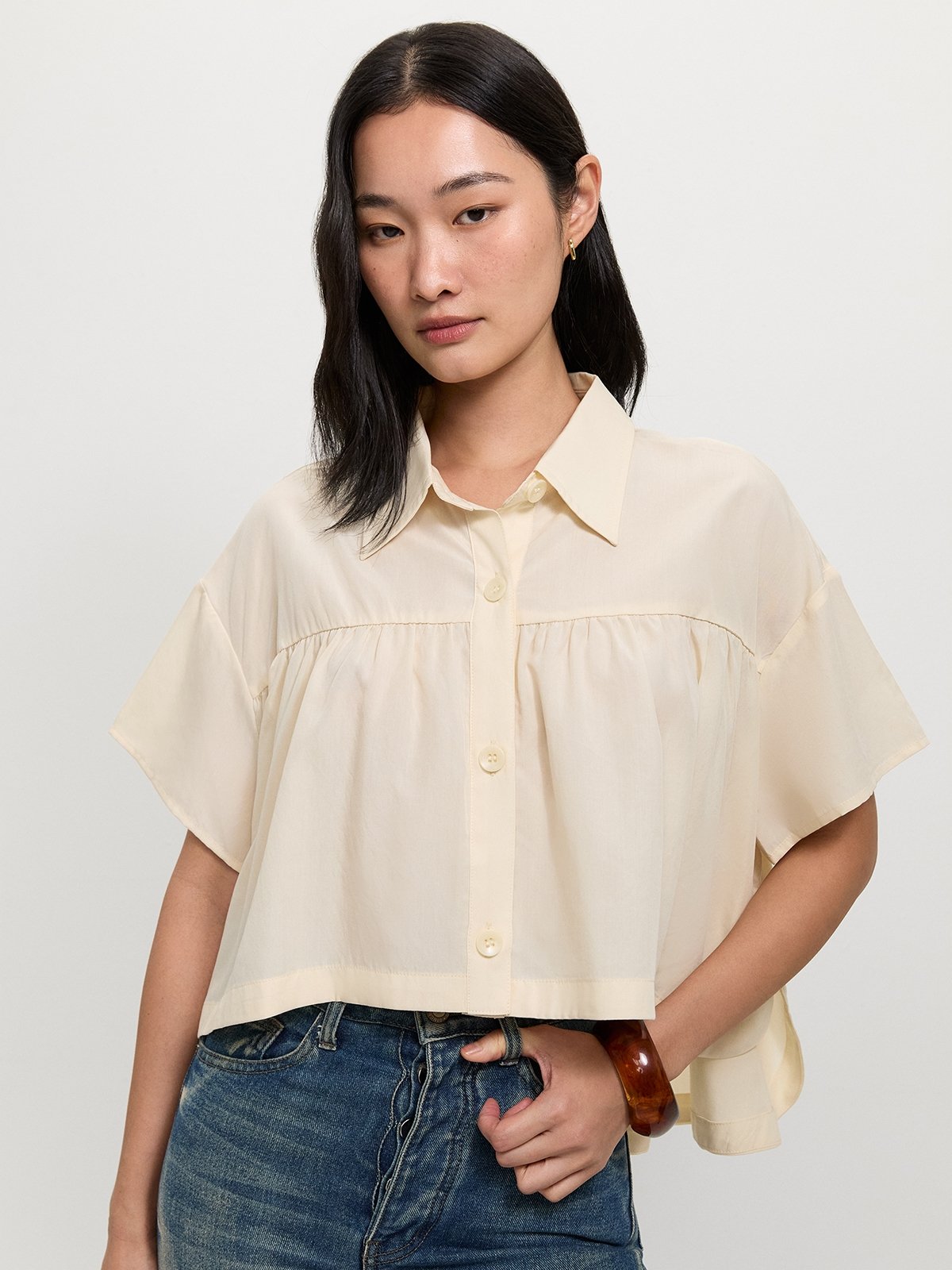 Cropped Button Up Blouse Cream Pomelo Fashion cropped-button-up-blouse-cream-pomelo-fashion