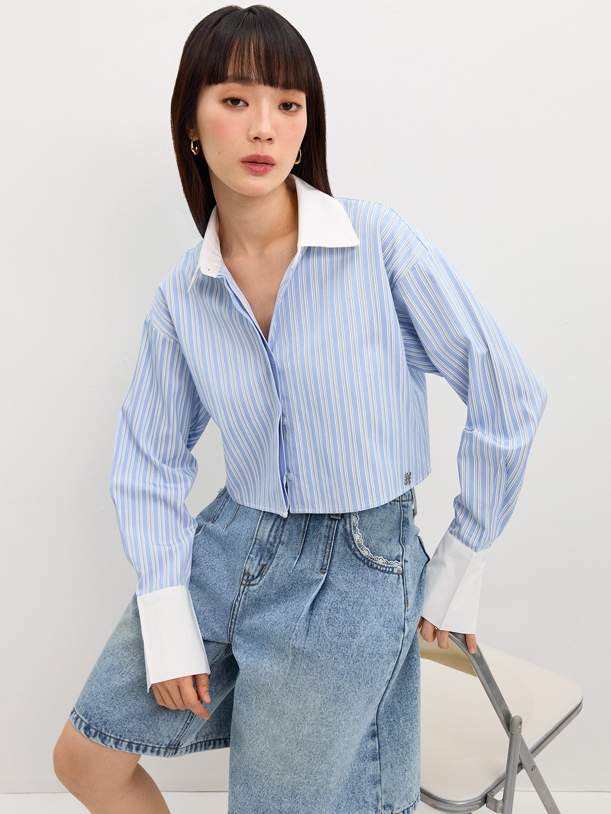 MY 1LDK STRIPED CROPPED SHIRT ブルー　0 Cropped Shirt in Mini Stripe – HOMMEGIRLS