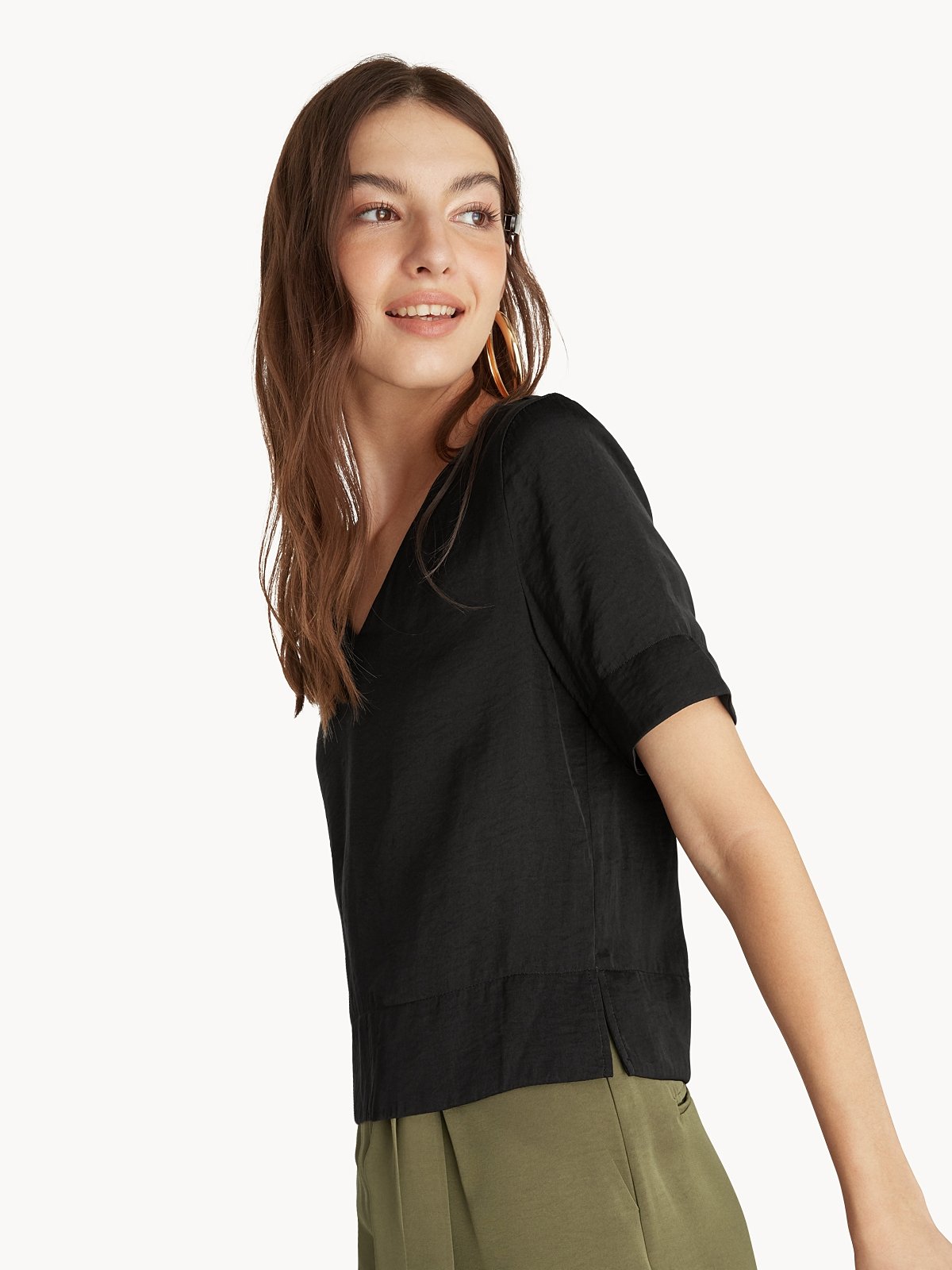 Short Sleeves Loose Top Black Pomelo Fashion