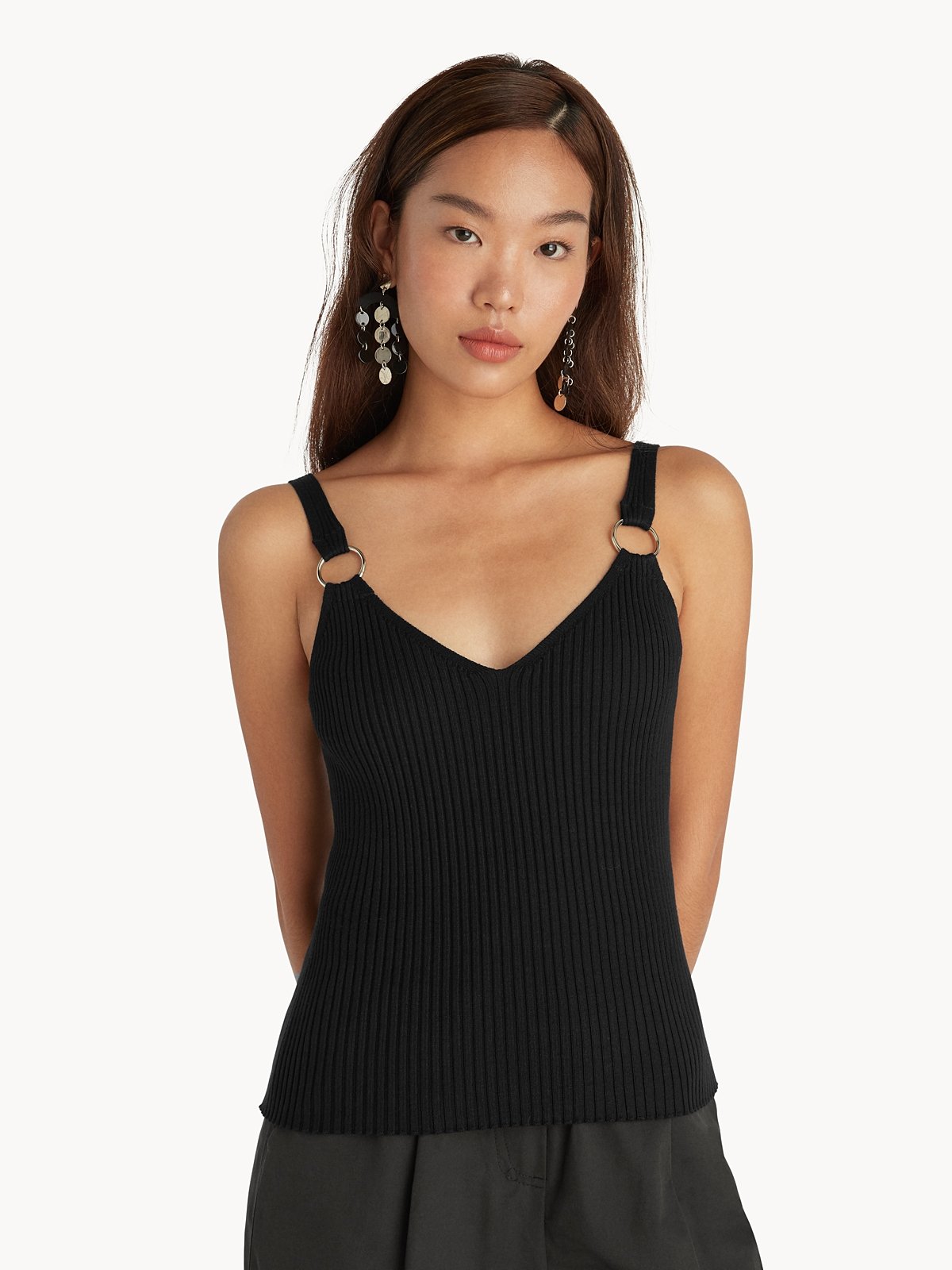 ring-strap-top-black-pomelo-fashion