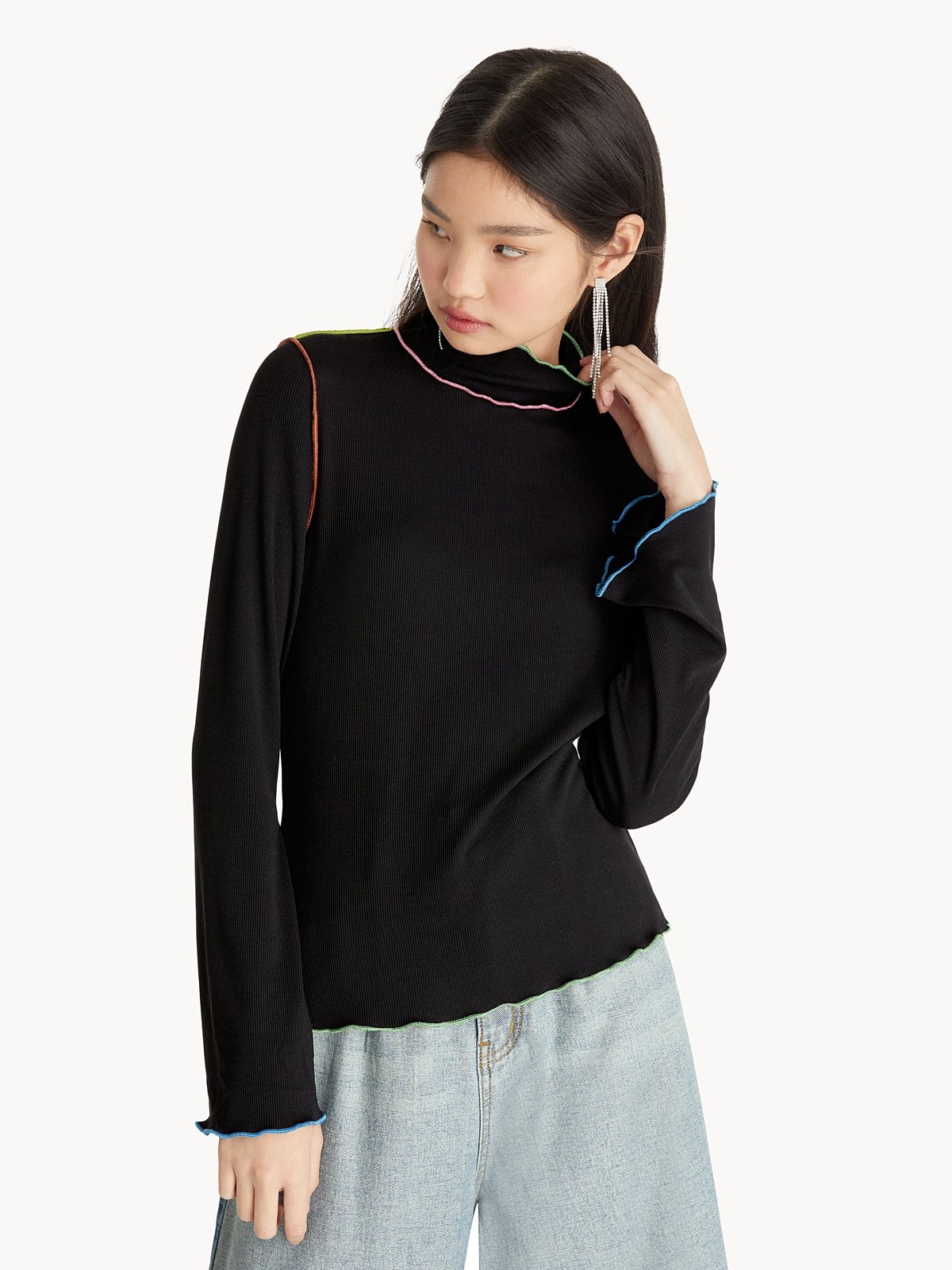 Contrast Hem Frill Turtle Neck Top Black Pomelo Fashion