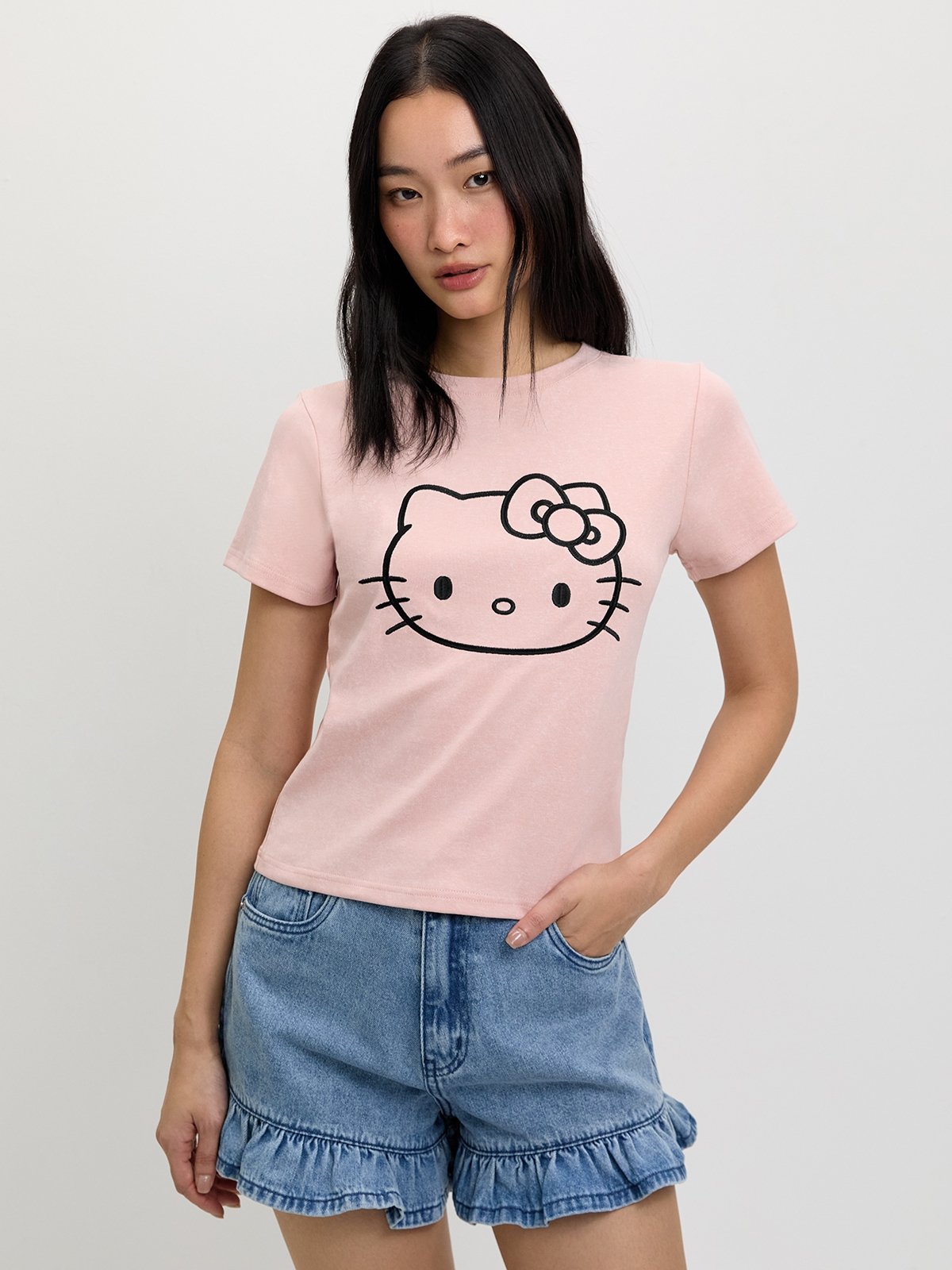 Pomelo. ♥ Hello Kitty Embroidered Tee - Light Pink - Pomelo Fashion