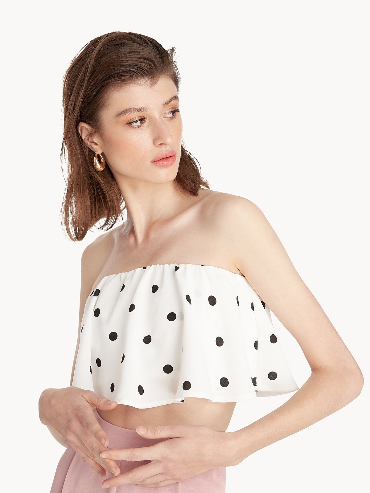 White and black polka dot crop top hotsell