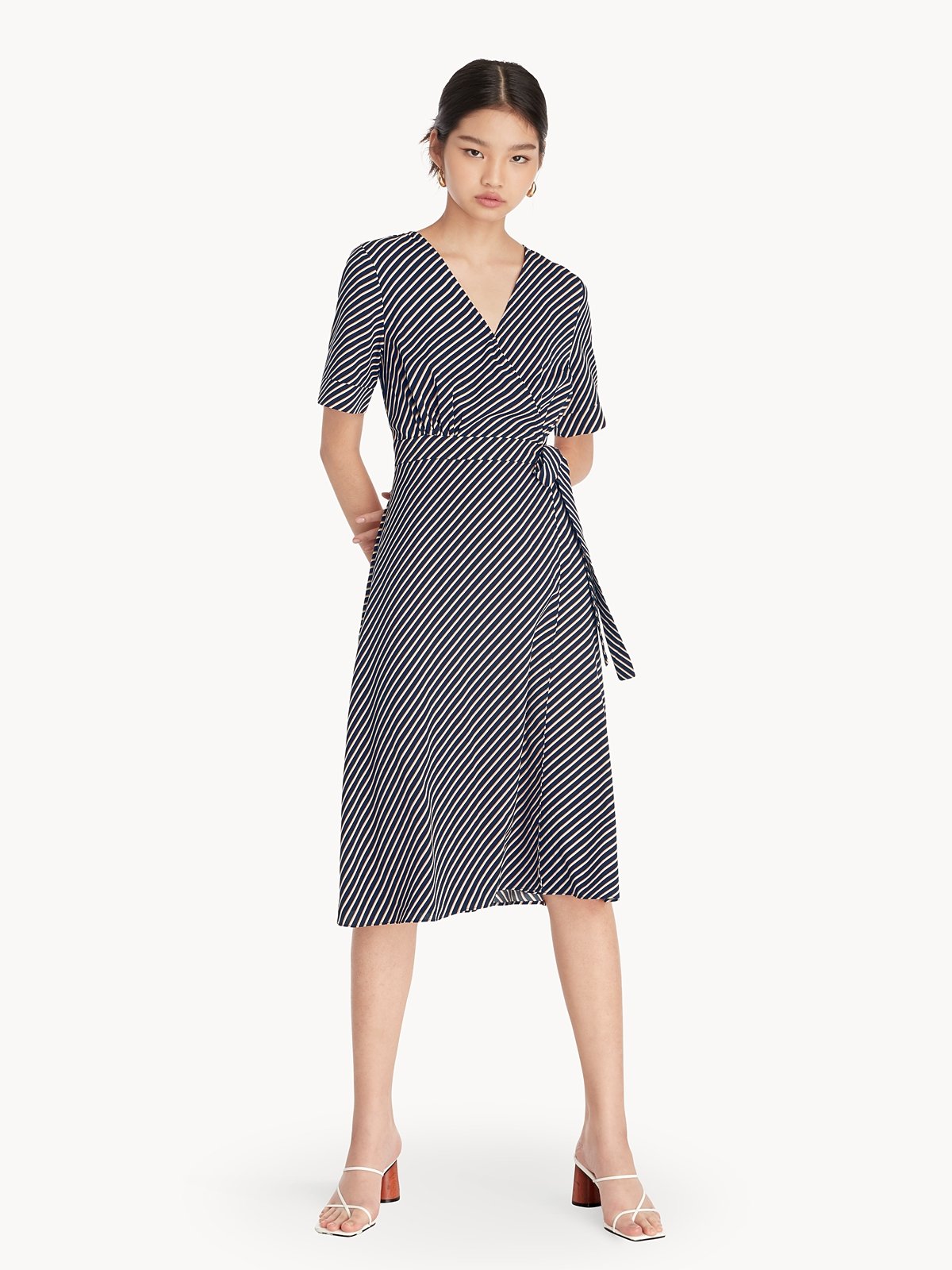 Gingham hot sale navy dress