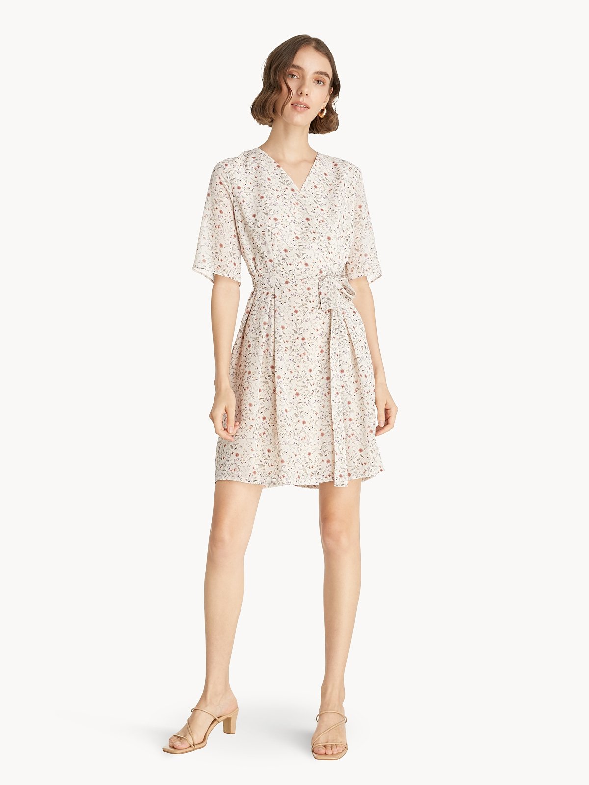 H&m polka dot wrap dress hotsell