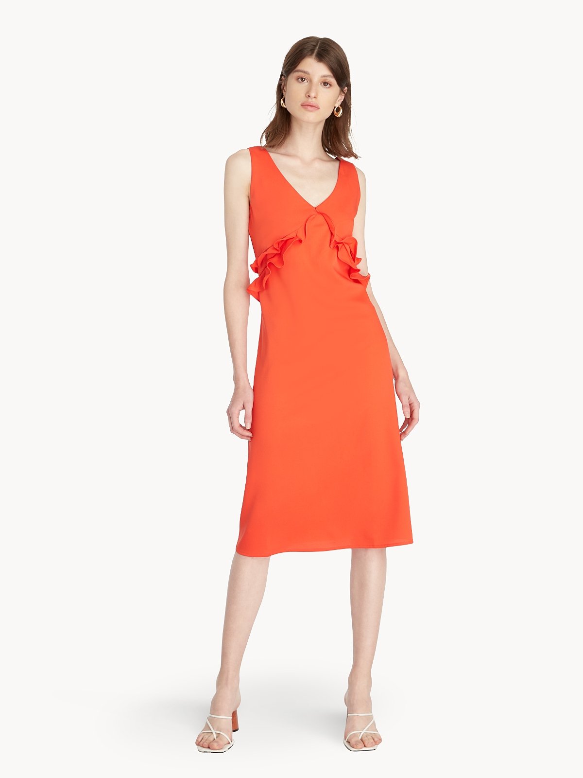 Red sleeveless hotsell cocktail dress