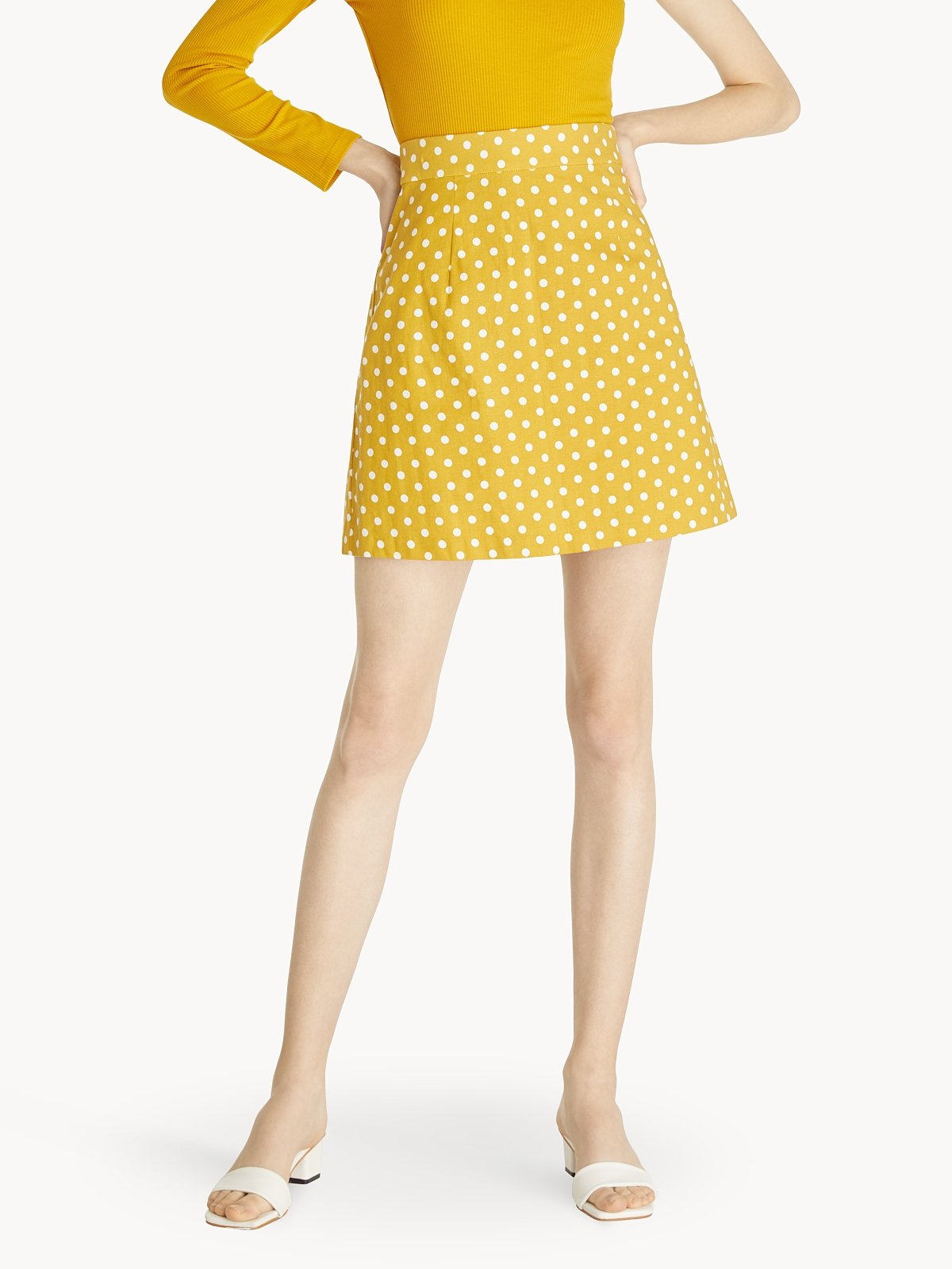 A line yellow skirt outlet