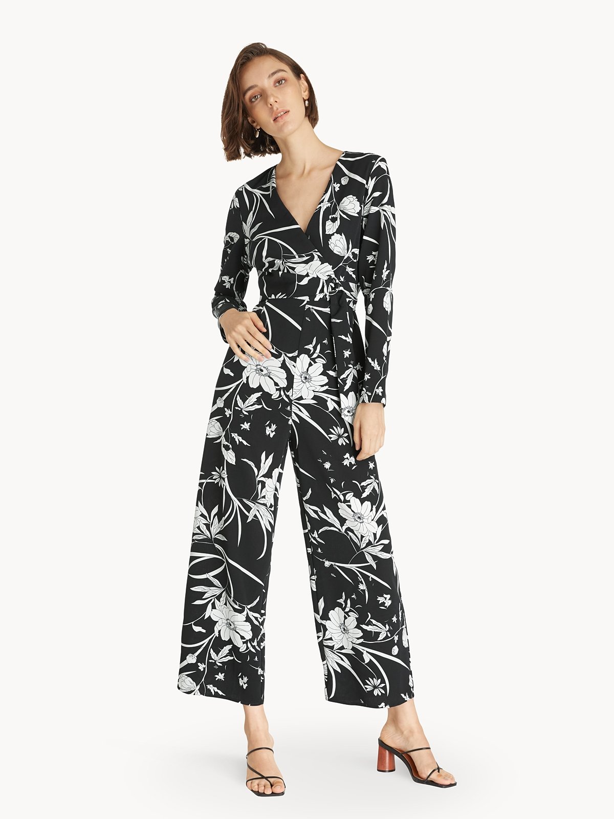 Floral Long Sleeve Jumpsuit Black Pomelo Fashion