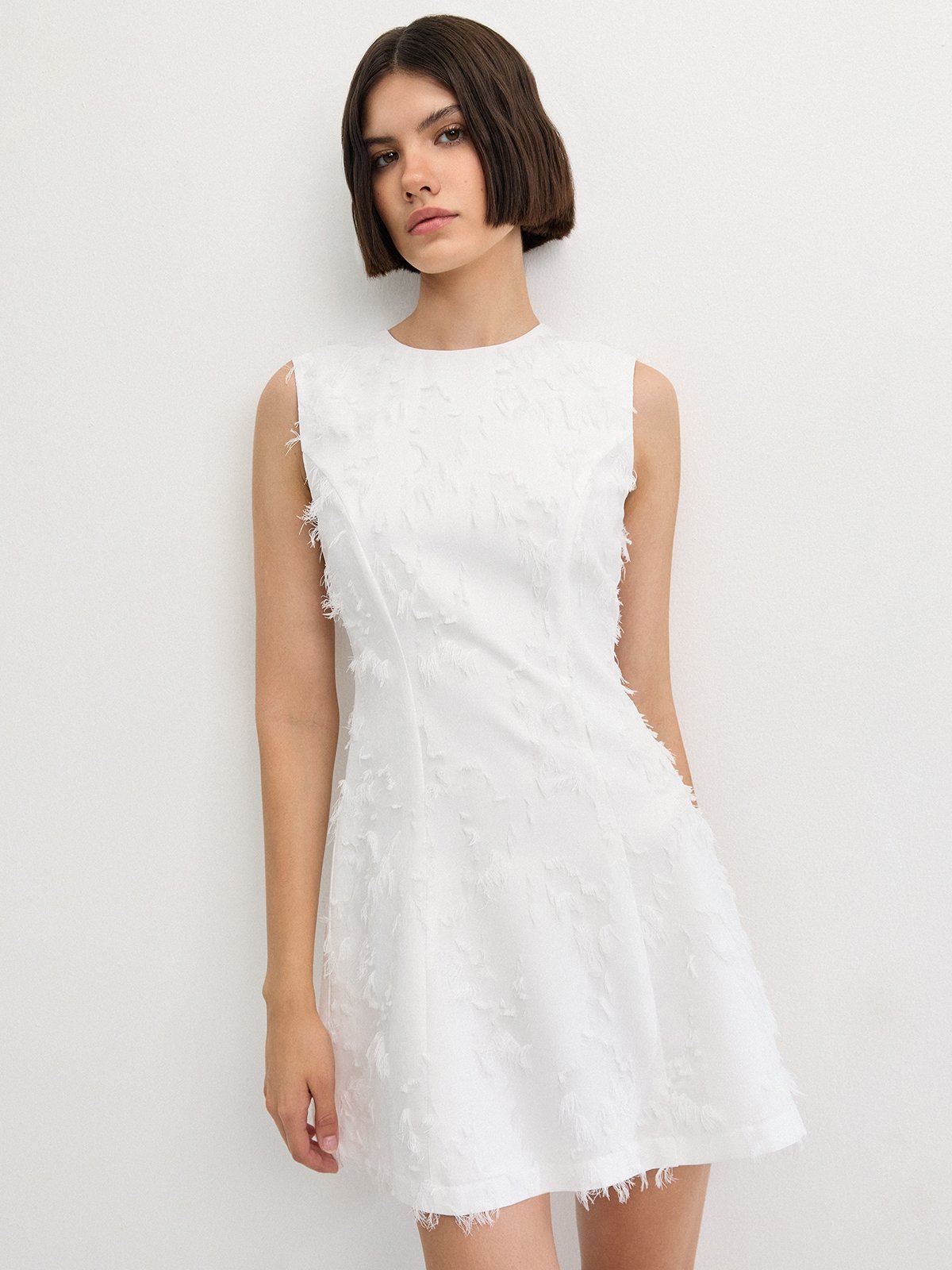 pomelo fashion dress BACK IN STOCK] The white   is here again  get yours  before it's gone! Size: S, M, L ______   Address:  149/19 L Th Ring. D1, HCM. Instagram: clothesbar.vn