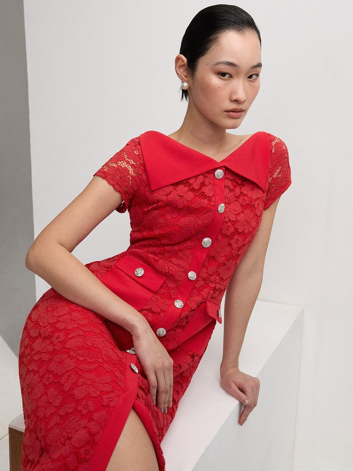Lace Button-Up Midi Dress - Red - Pomelo Fashion