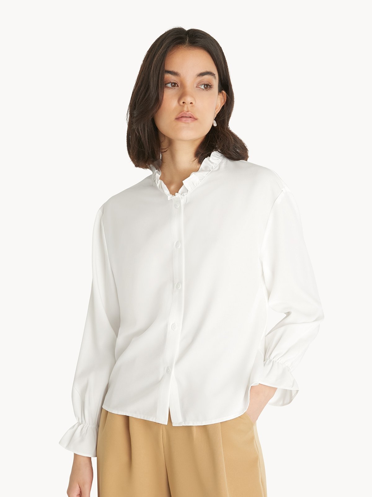 White sweater clearance blouse