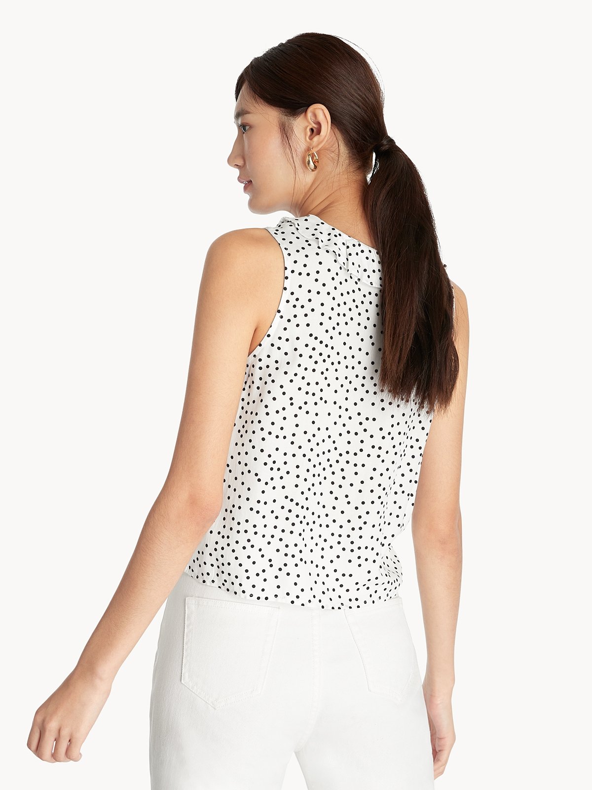 White tank top with black polka dots deals