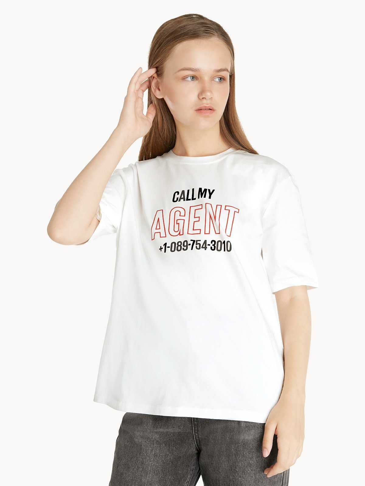 white grey graphic tee