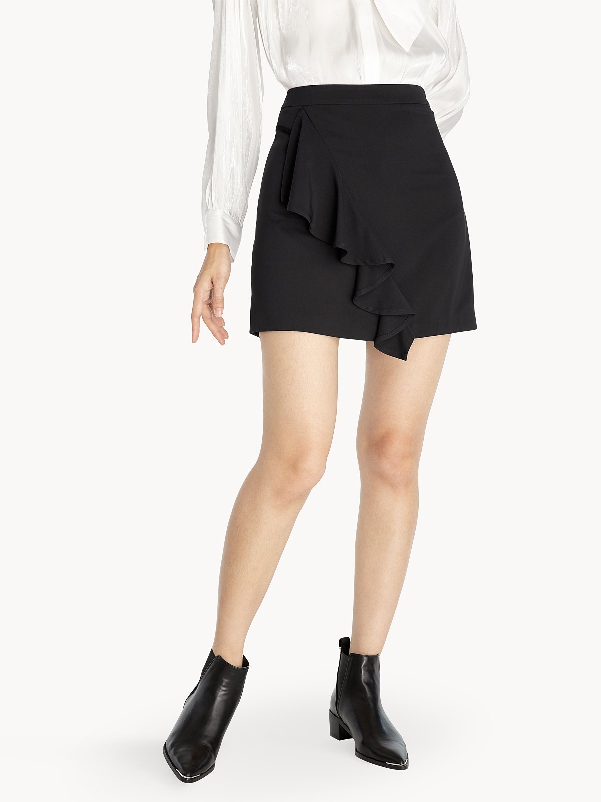 Asymmetric black ruffle skirt 2025