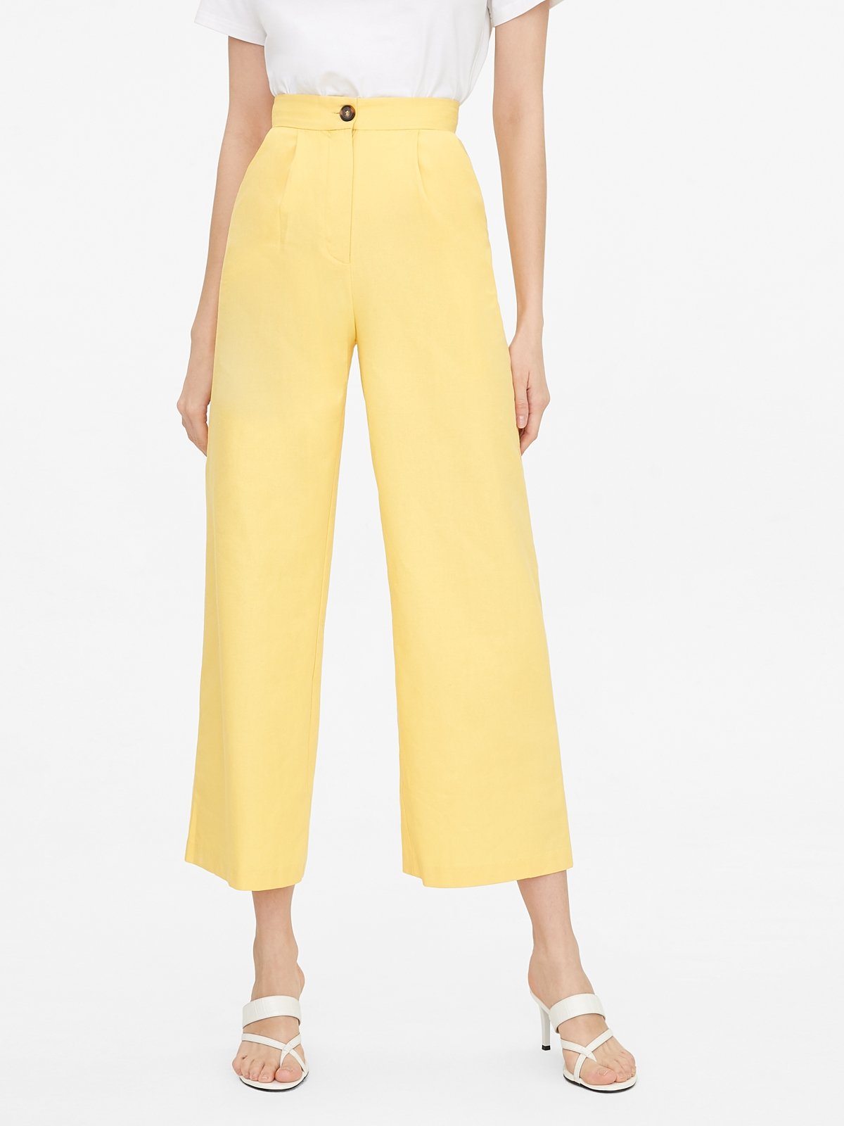 yellow baggy trousers