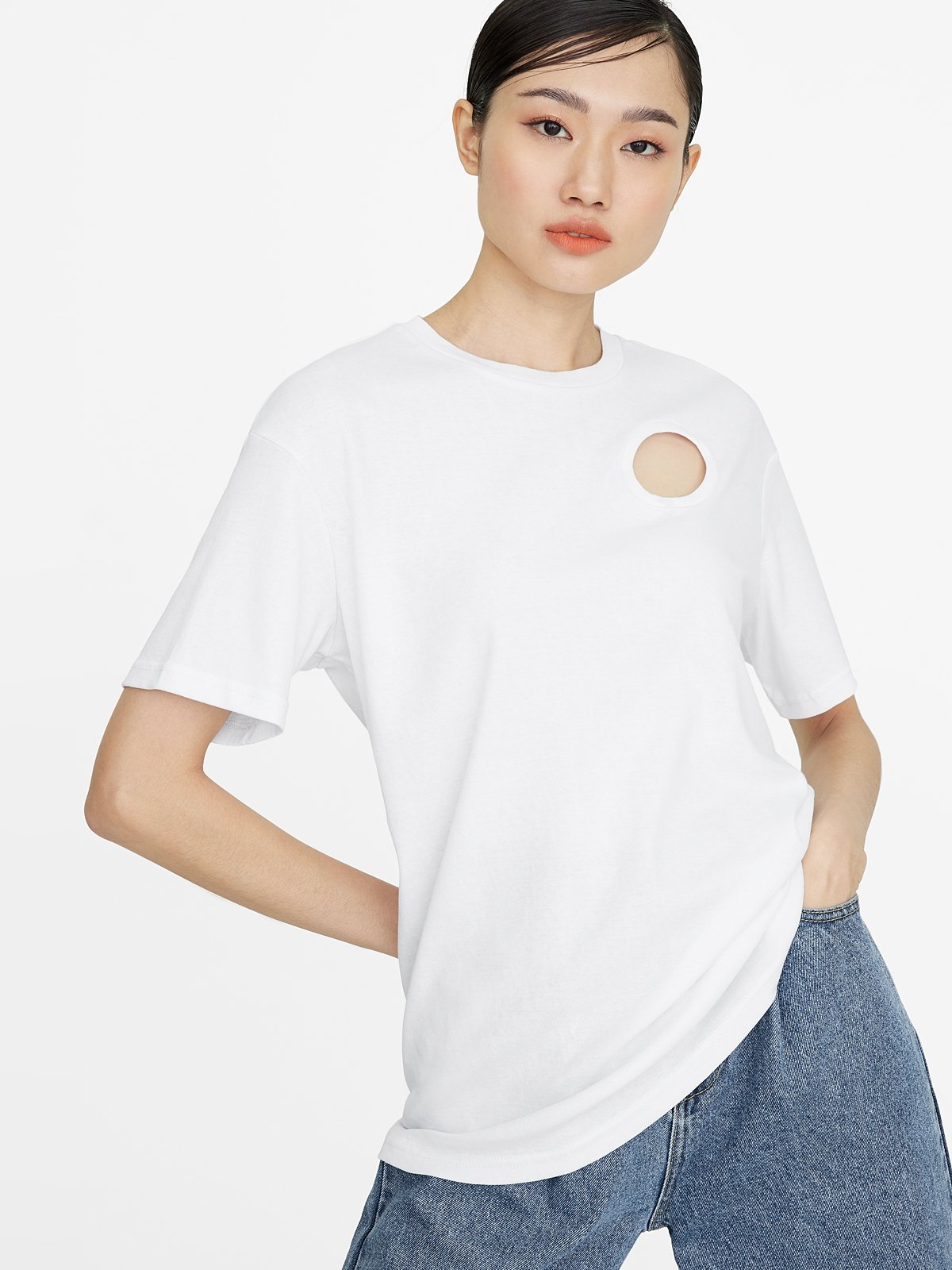 Circle Cut Out Tee White Pomelo Fashion