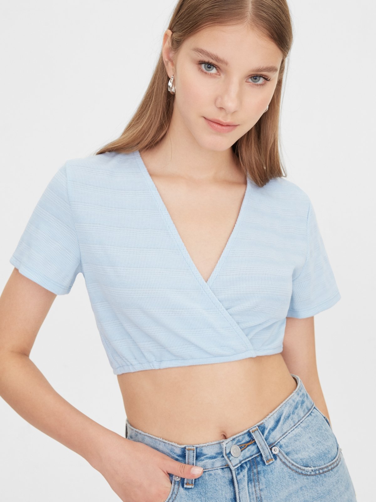 Low cut v neck online