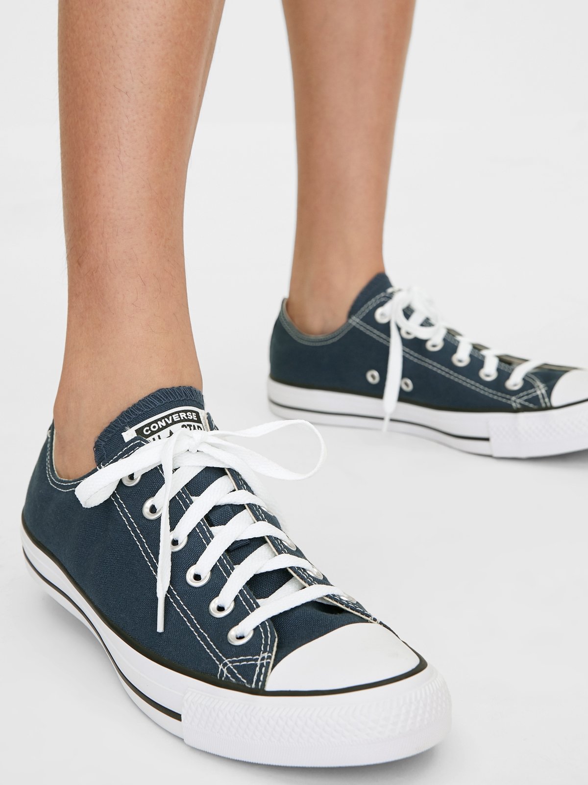 Are converse canvas best sale shoes