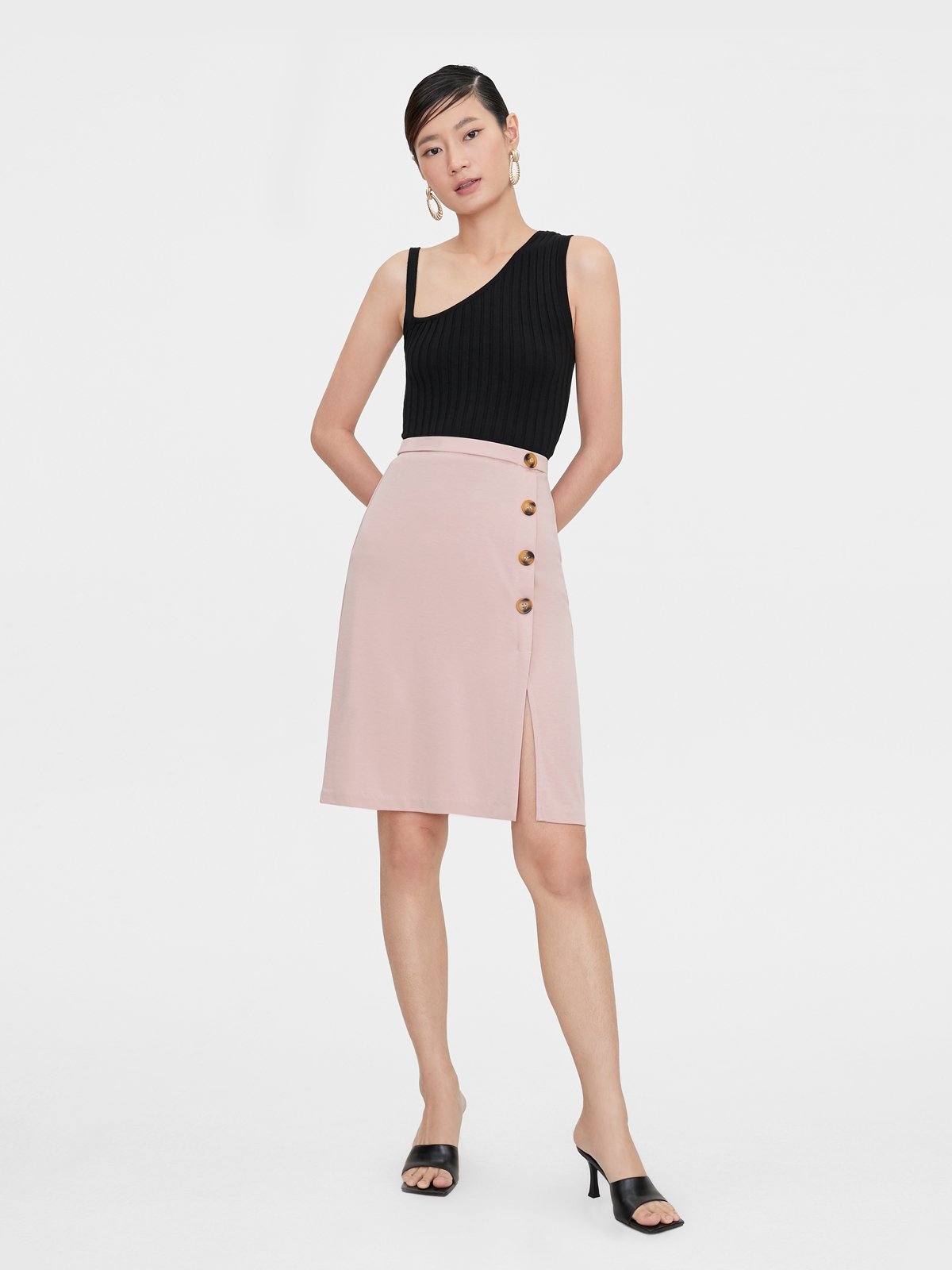 Express deals button skirt