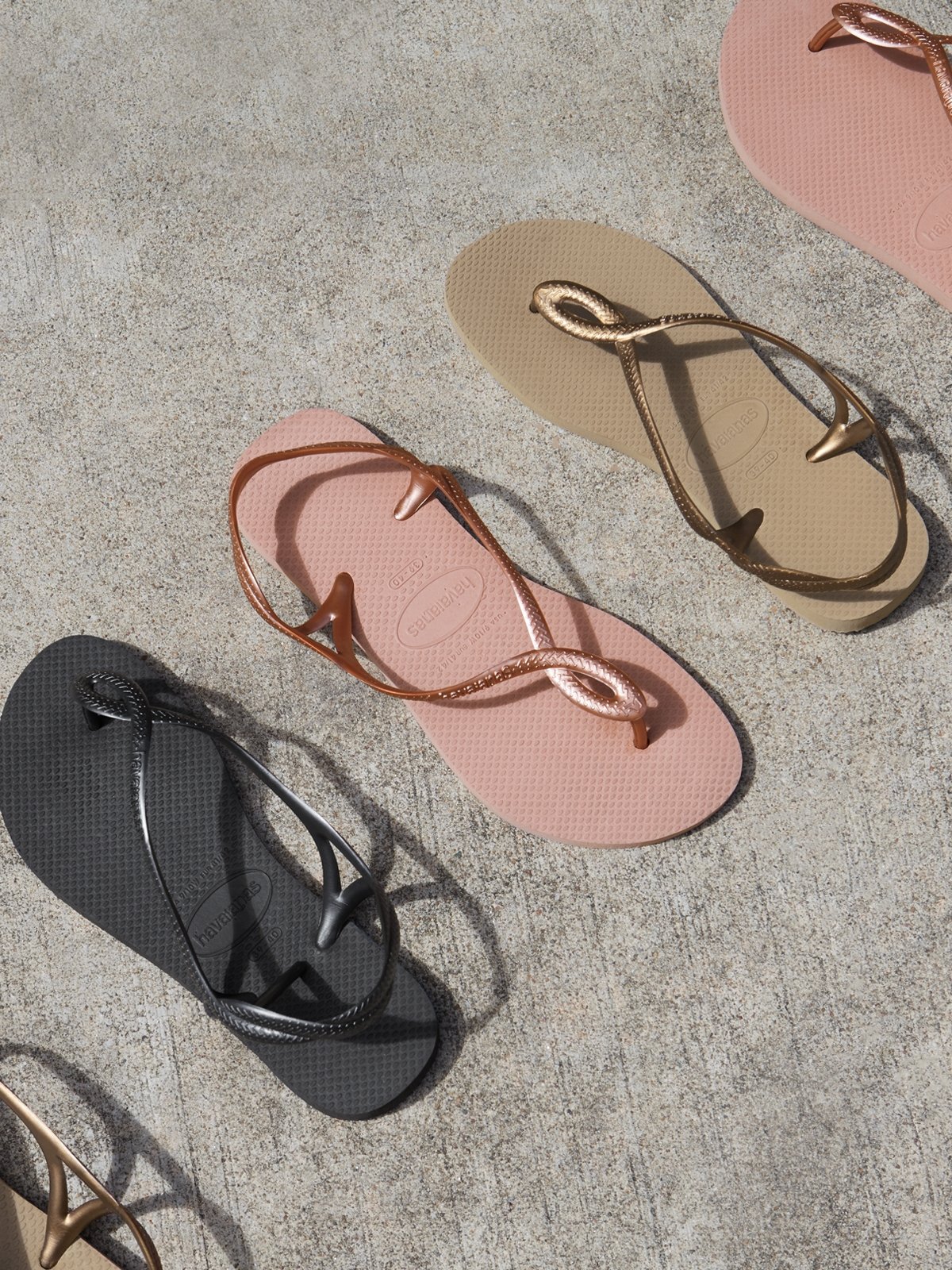 Havaianas Luna Sandals Gold Pomelo Fashion