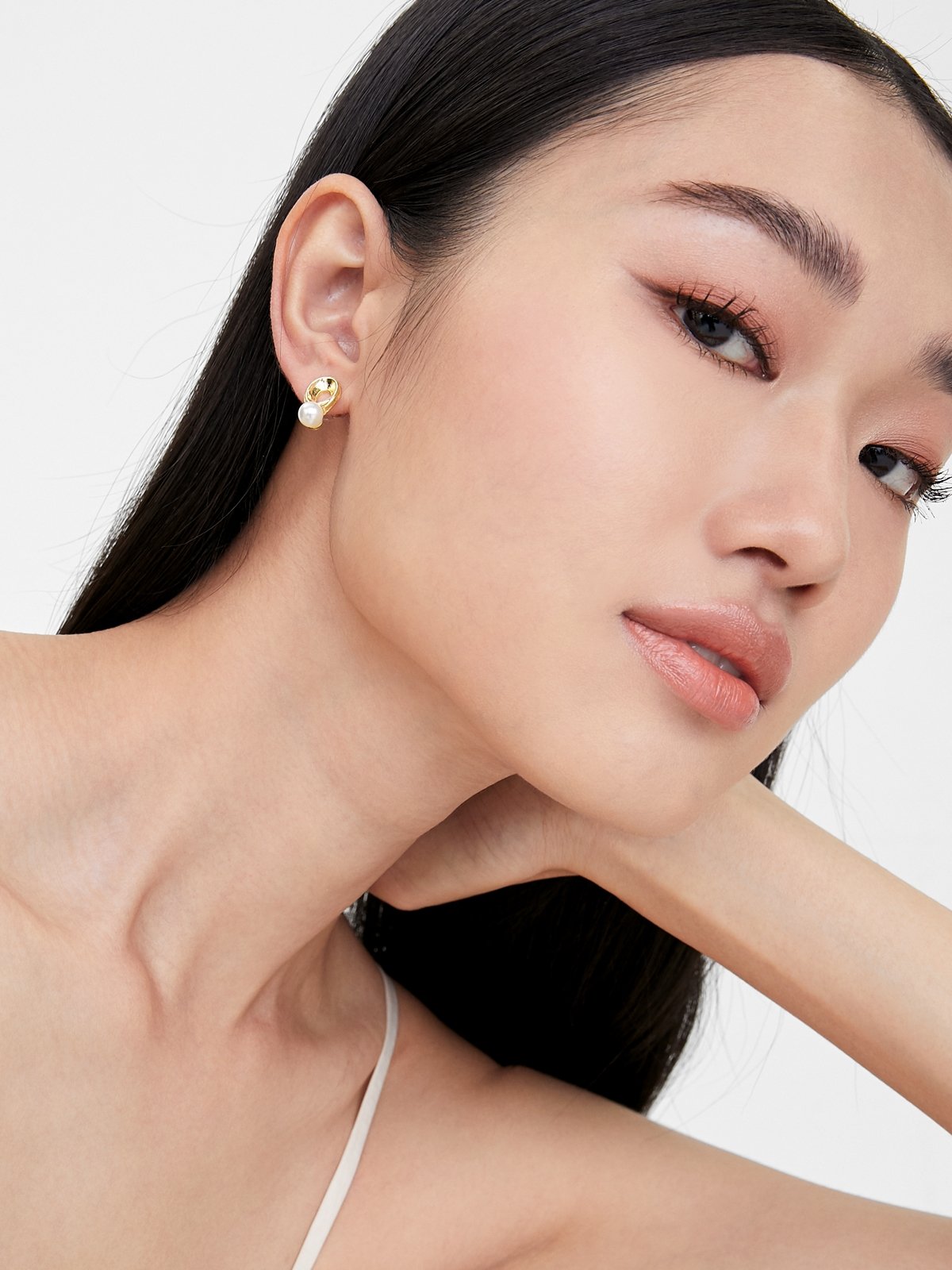 Quality sales gold earrings