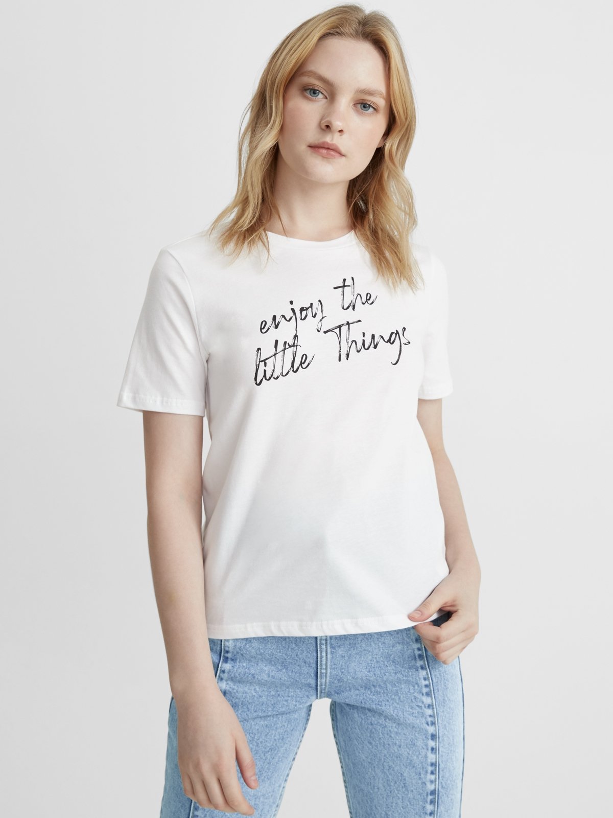 white grey graphic tee