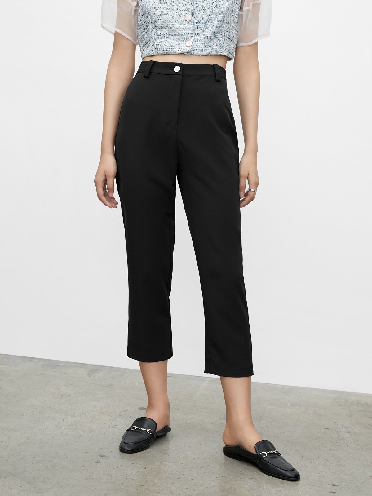 Basic cropped pants online