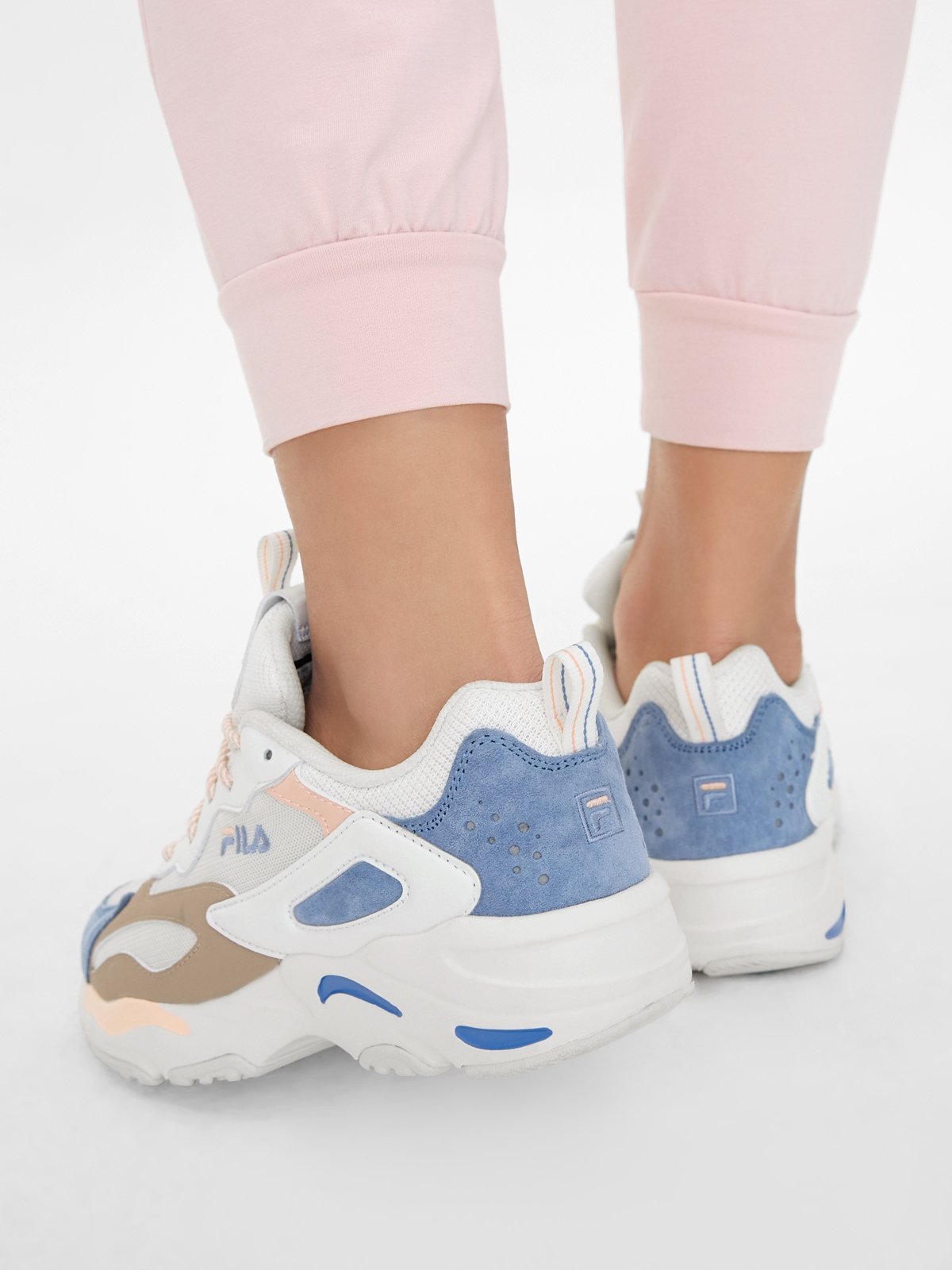 Fila ray sales tracer women's outfit