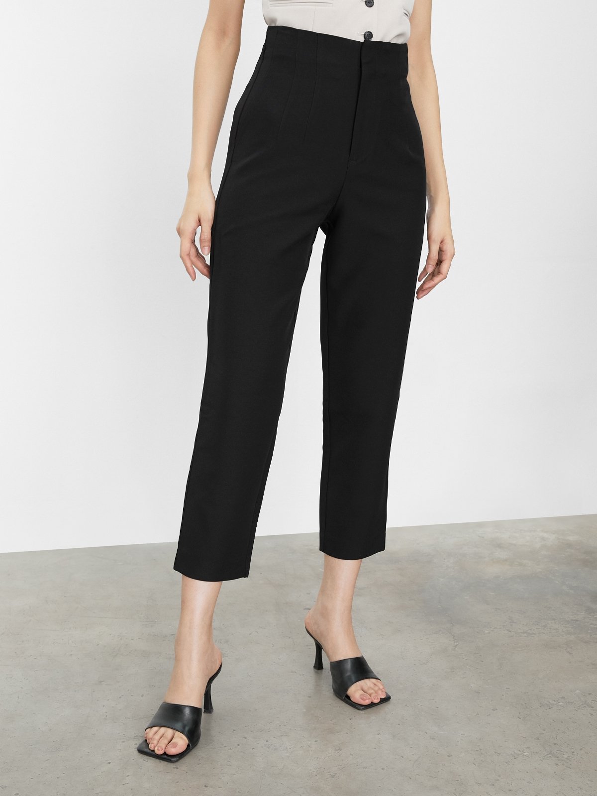 Next black capri clearance trousers