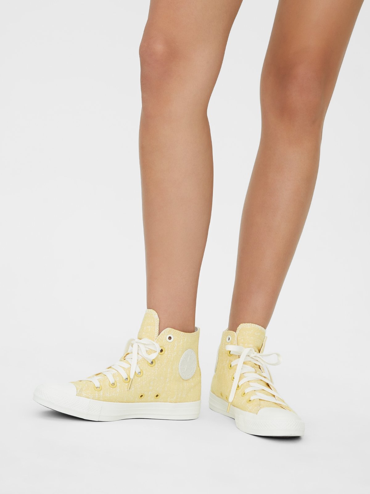 Yellow discount chuck 7