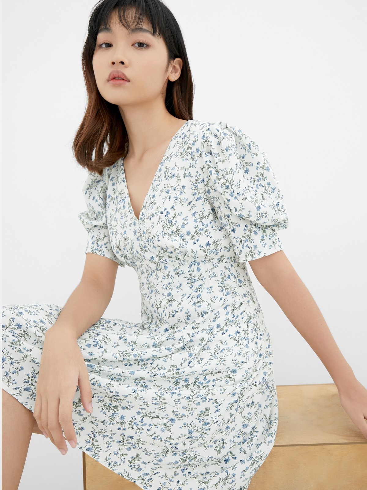 Floral Print Mini Dress White Pomelo Fashion