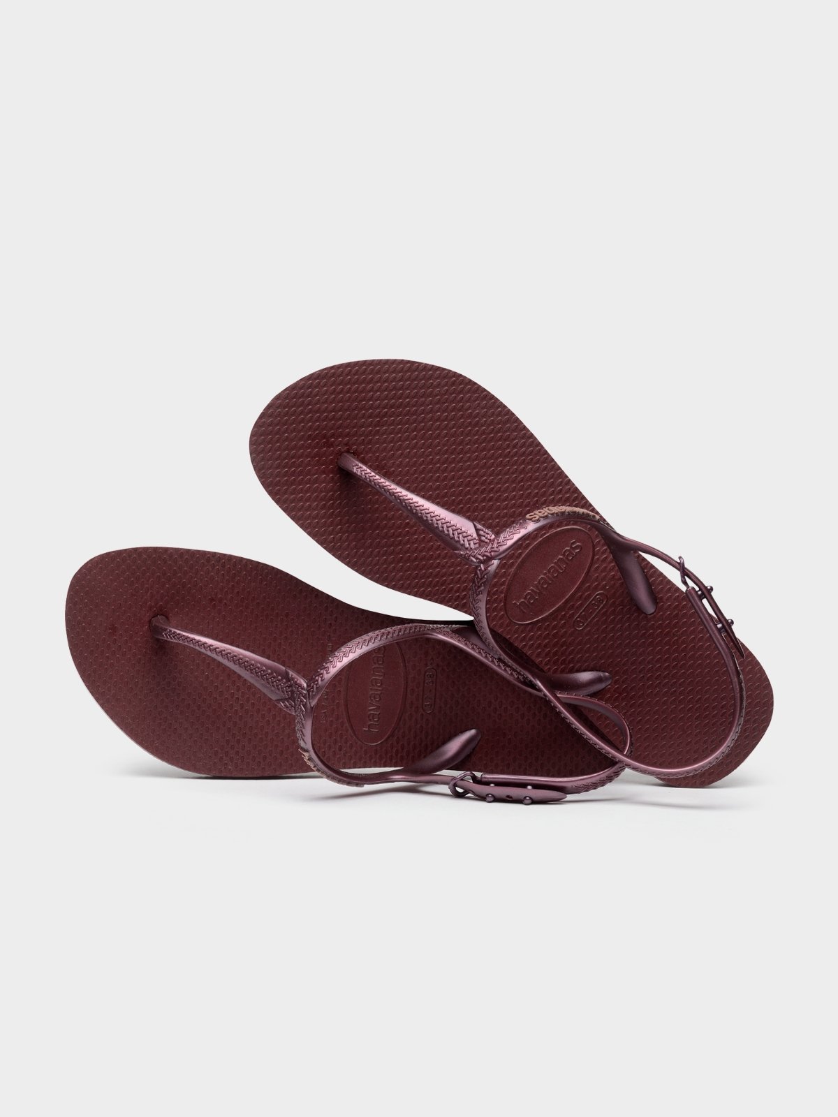 Havaianas grape wine store