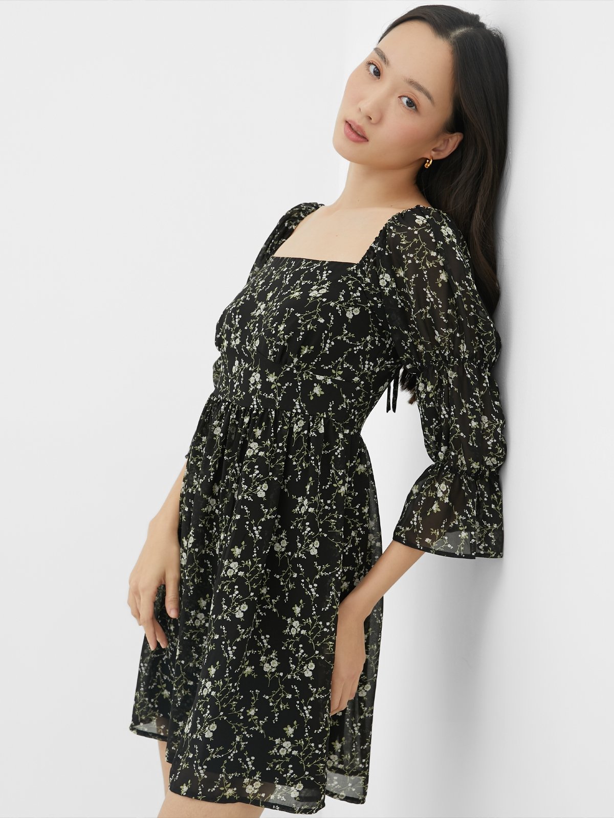 Square Neck Puffed Mini Dress Black Pomelo Fashion