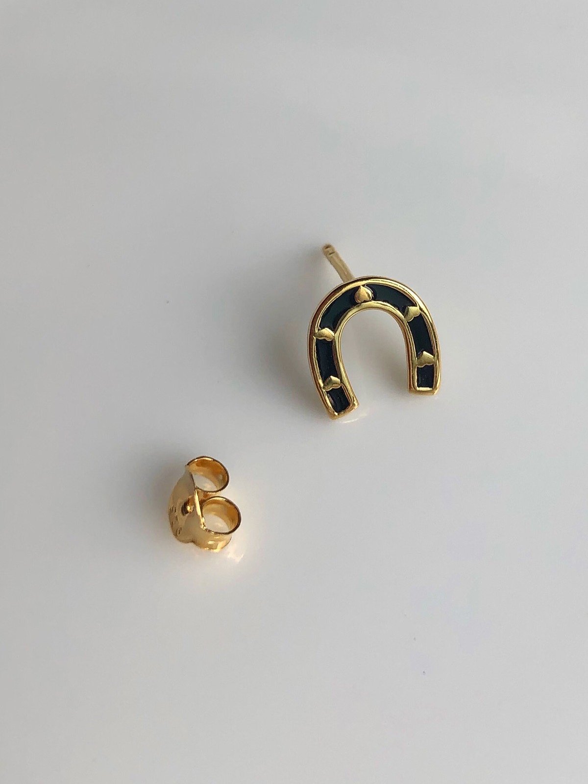 Horseshoe Stud Earring Gold Pomelo Fashion