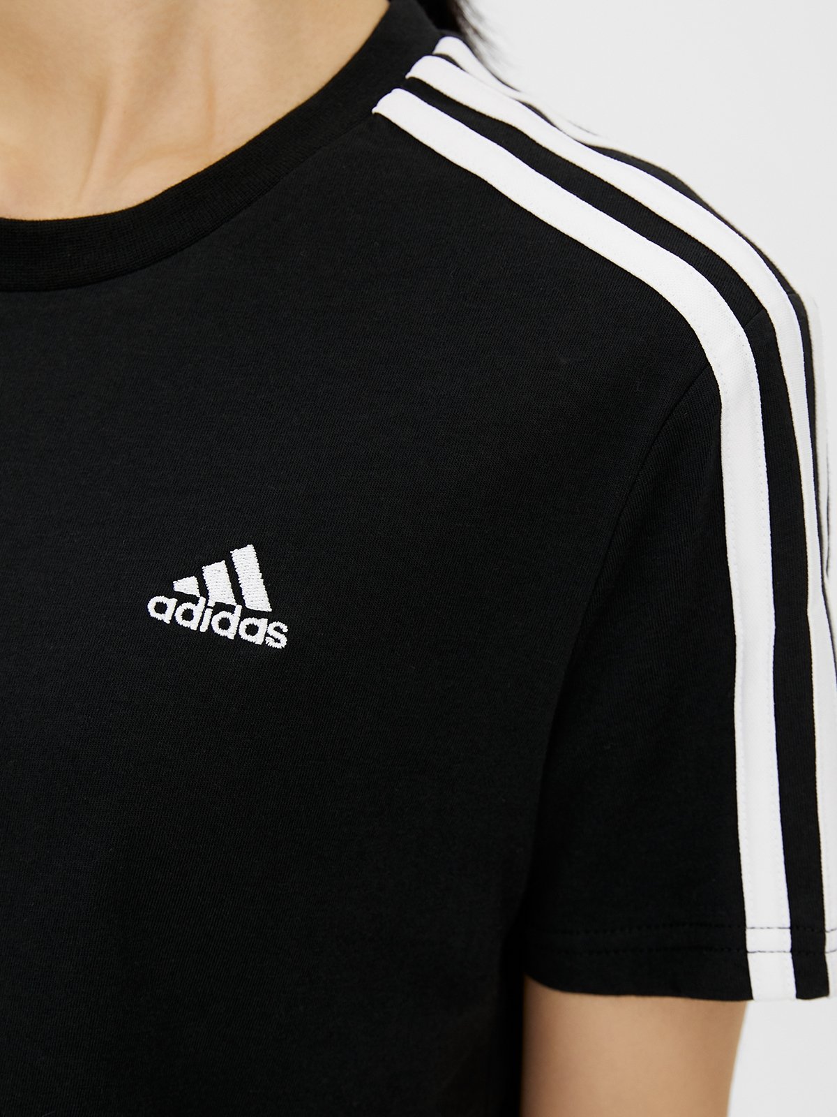 The 2025 3 stripes