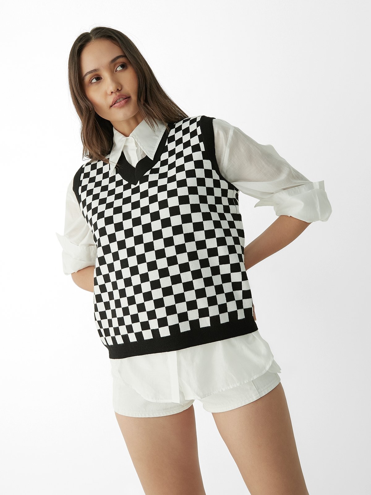 Vest black and white outlet