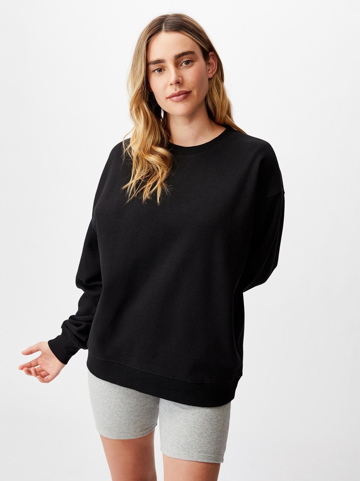 Scoop neck sweatshirt 2025