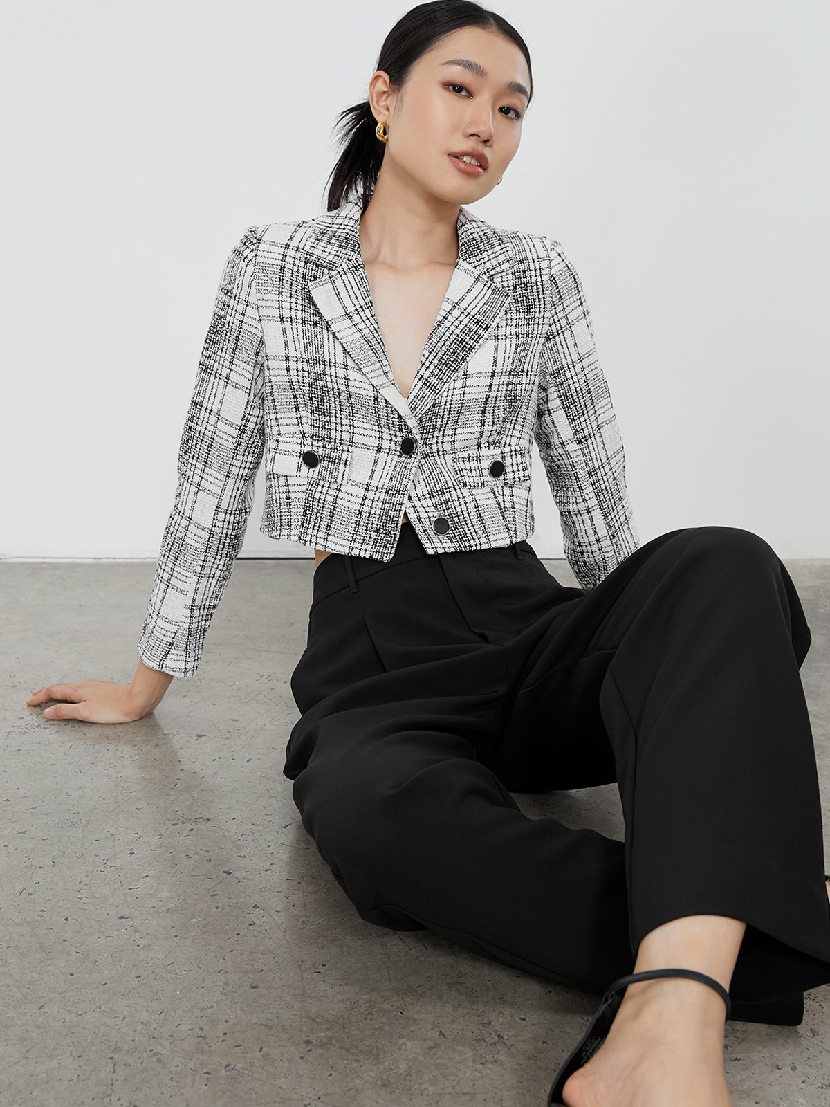White discount plaid blazer
