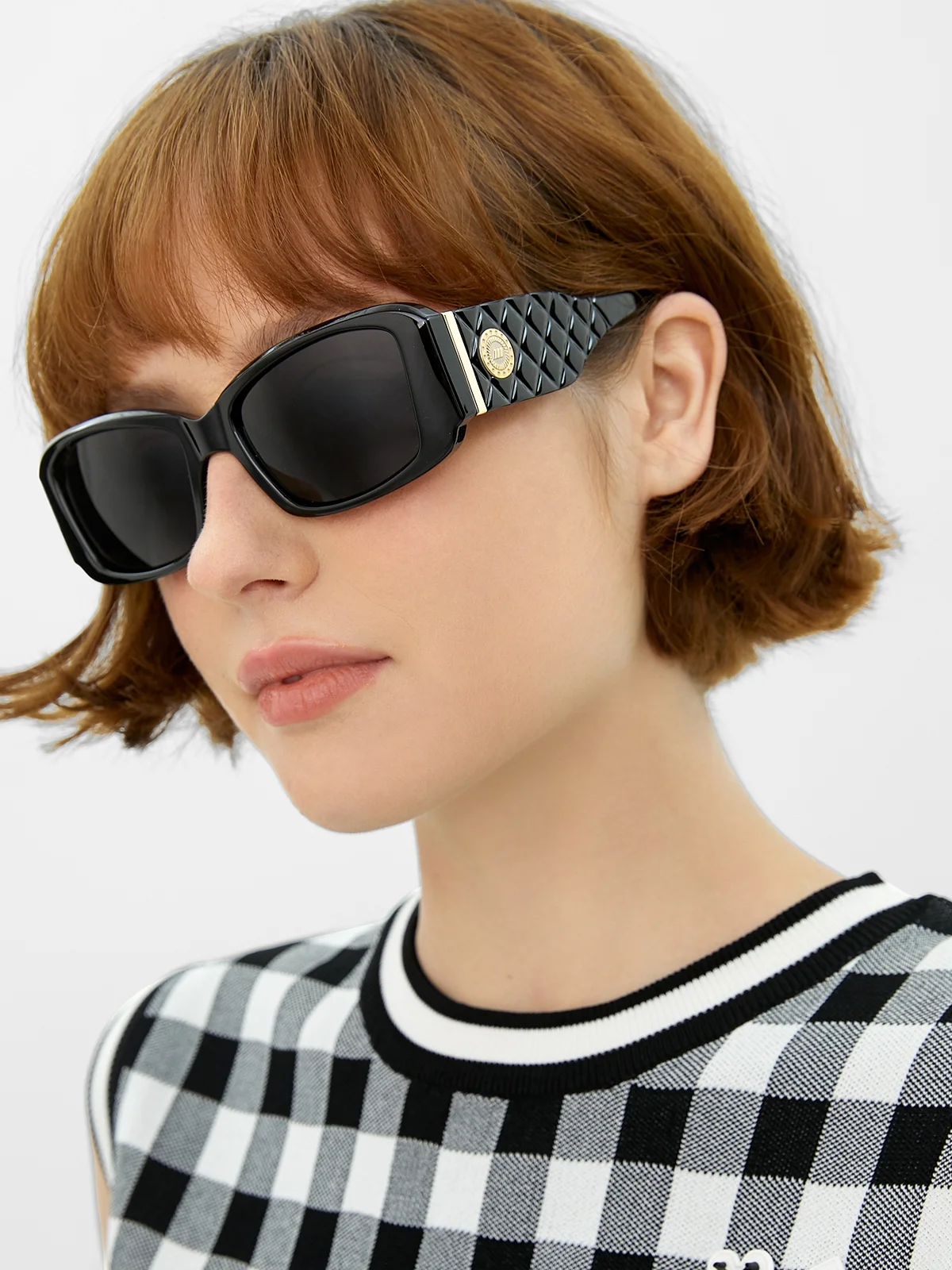 Nouveau Riche Sunglasses - Black - Pomelo Fashion display picture 2