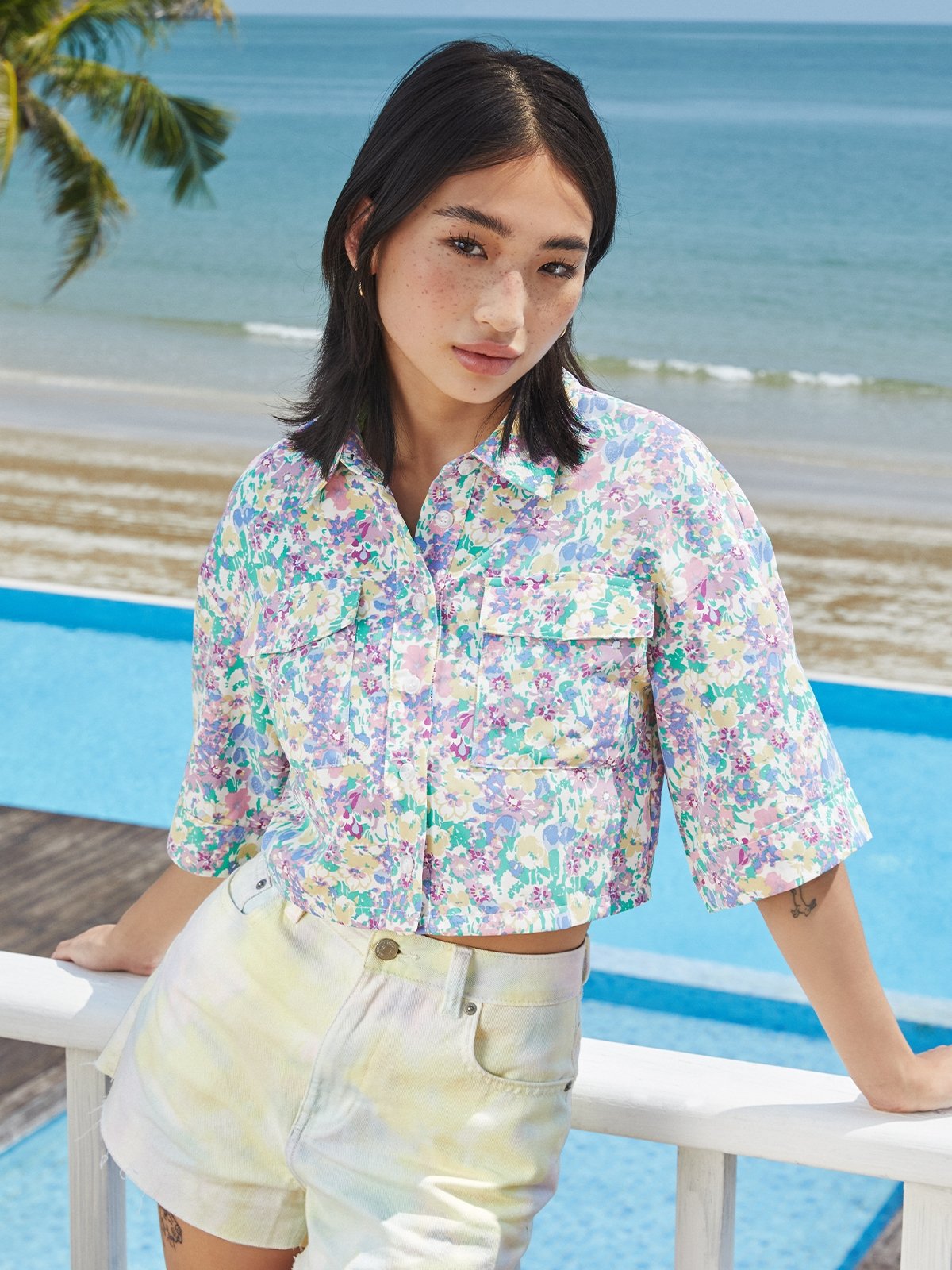 Floral Printed Crop Top Multi Color Pomelo Fashion