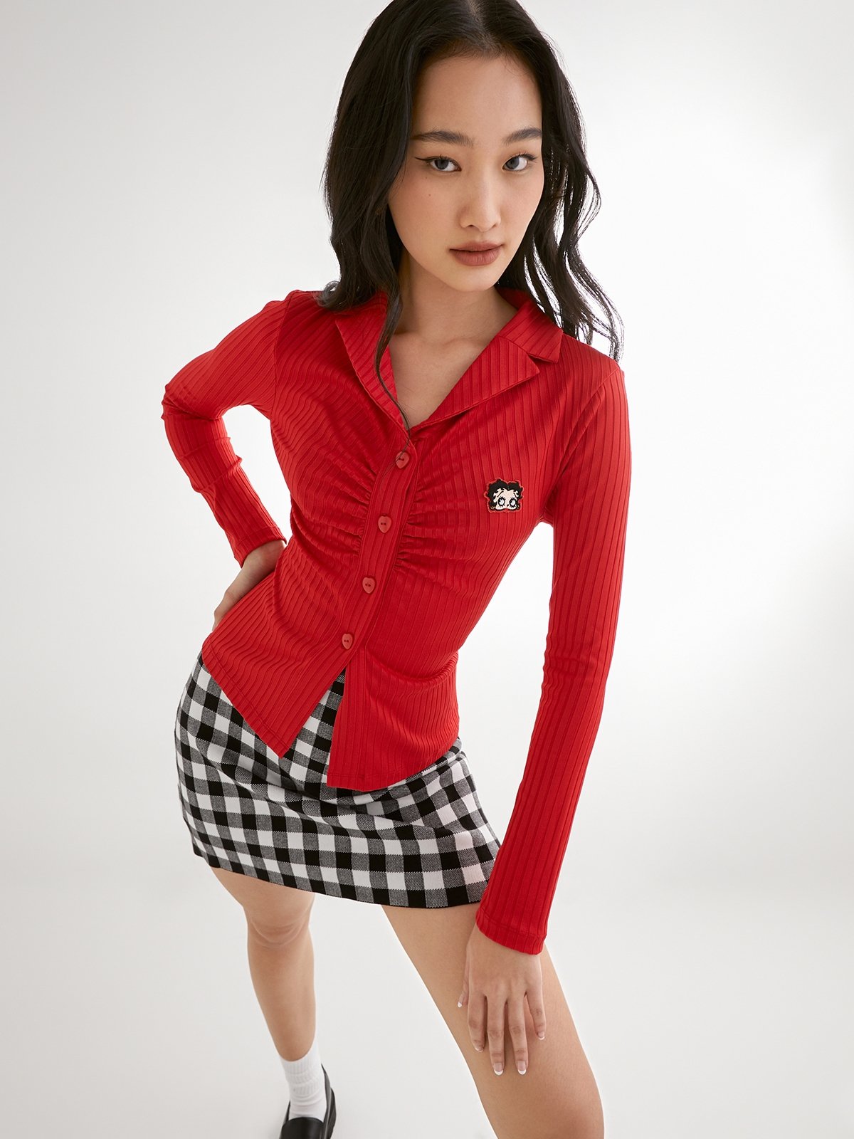 Pomelo x Betty Boop™ Front Ruched Button Up Long Sleeve Top Red