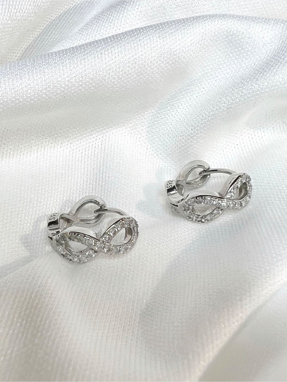 Infinity Earrings Silver Pomelo Fashion