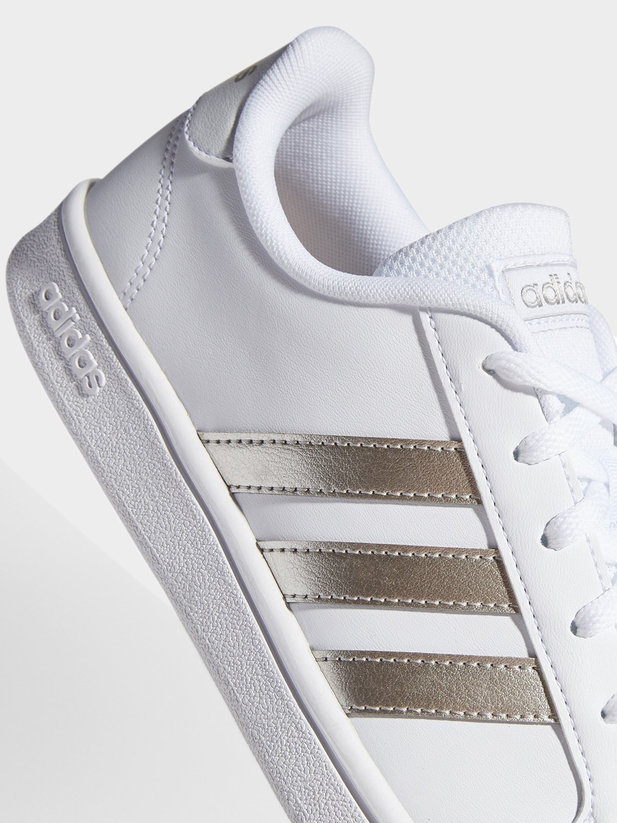 Adidas court base discount