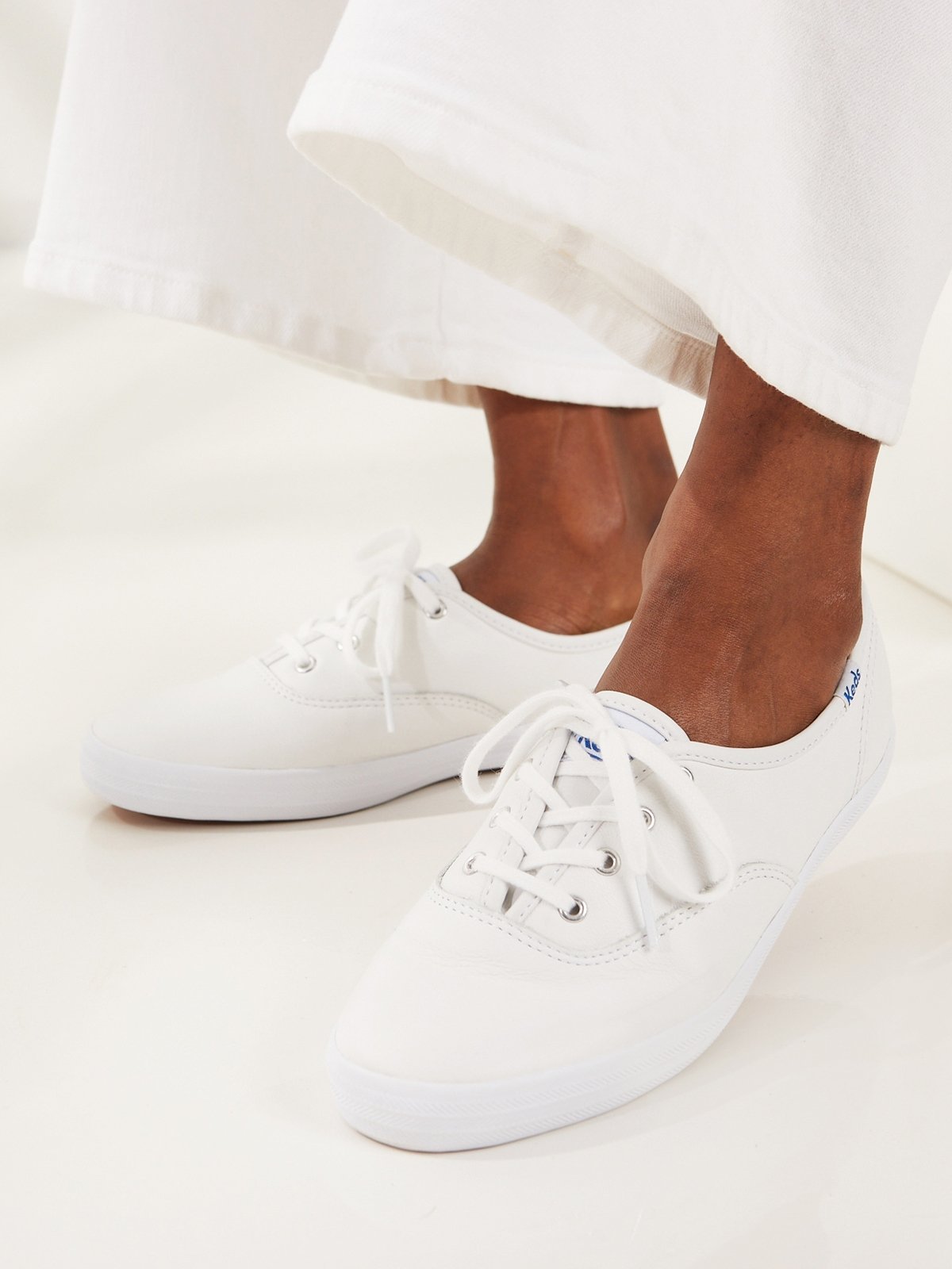 Champion Core Leather White Pomelo Fashion
