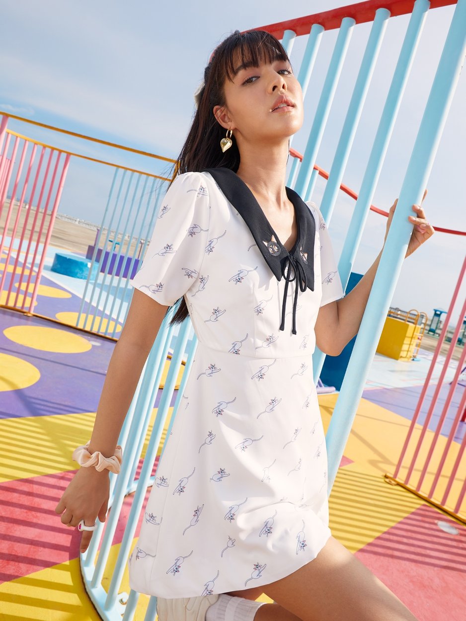 Sailor Moon x Pomelo Short Sleeve Dress - White - Pomelo Fashion Sailor Moon x Pomelo Short Sleeve Dress - White - Pomelo Fashion