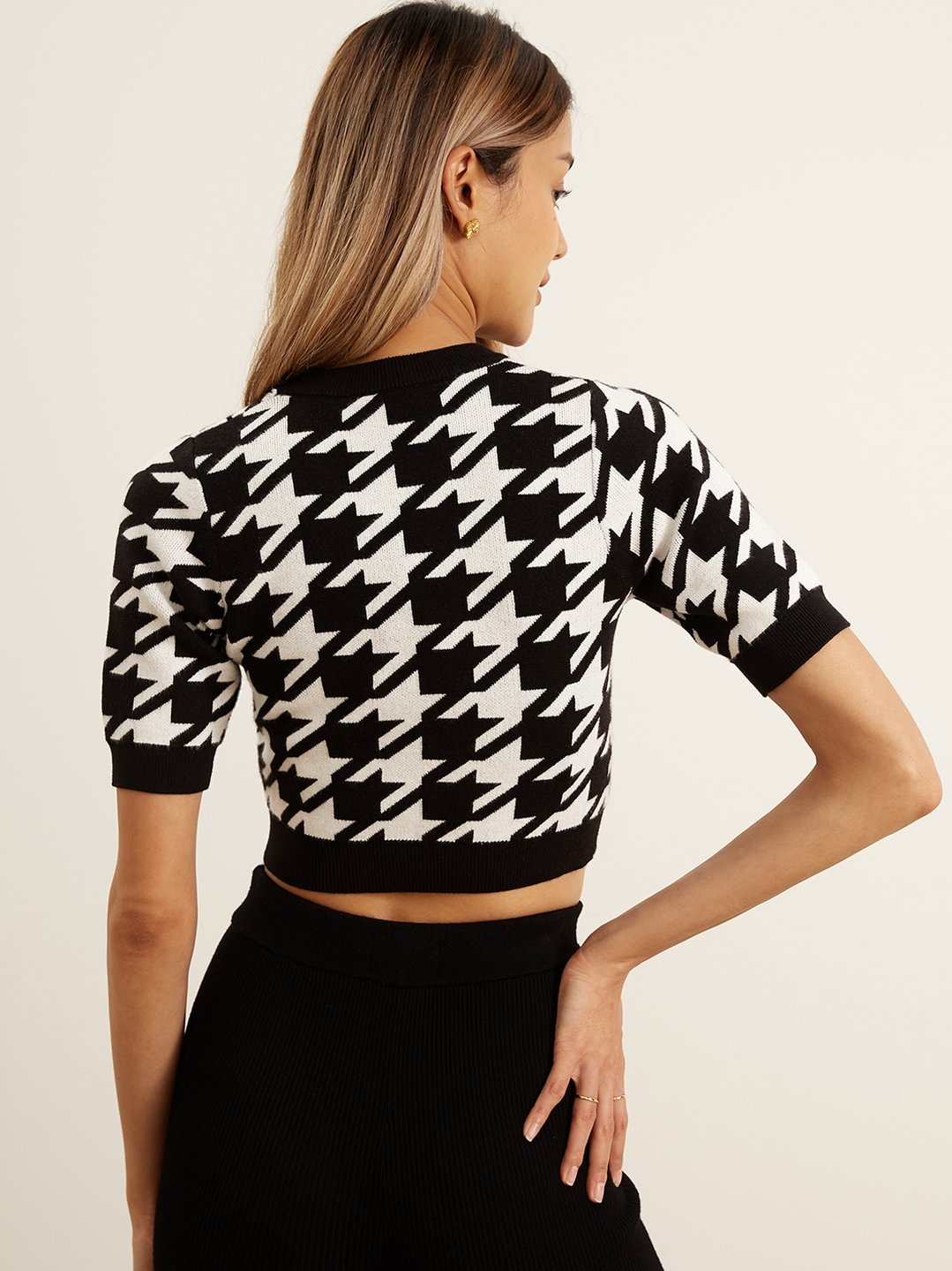 Houndstooth Print Short Sleeve Crop Top - Black/White - Pomelo Fashion
