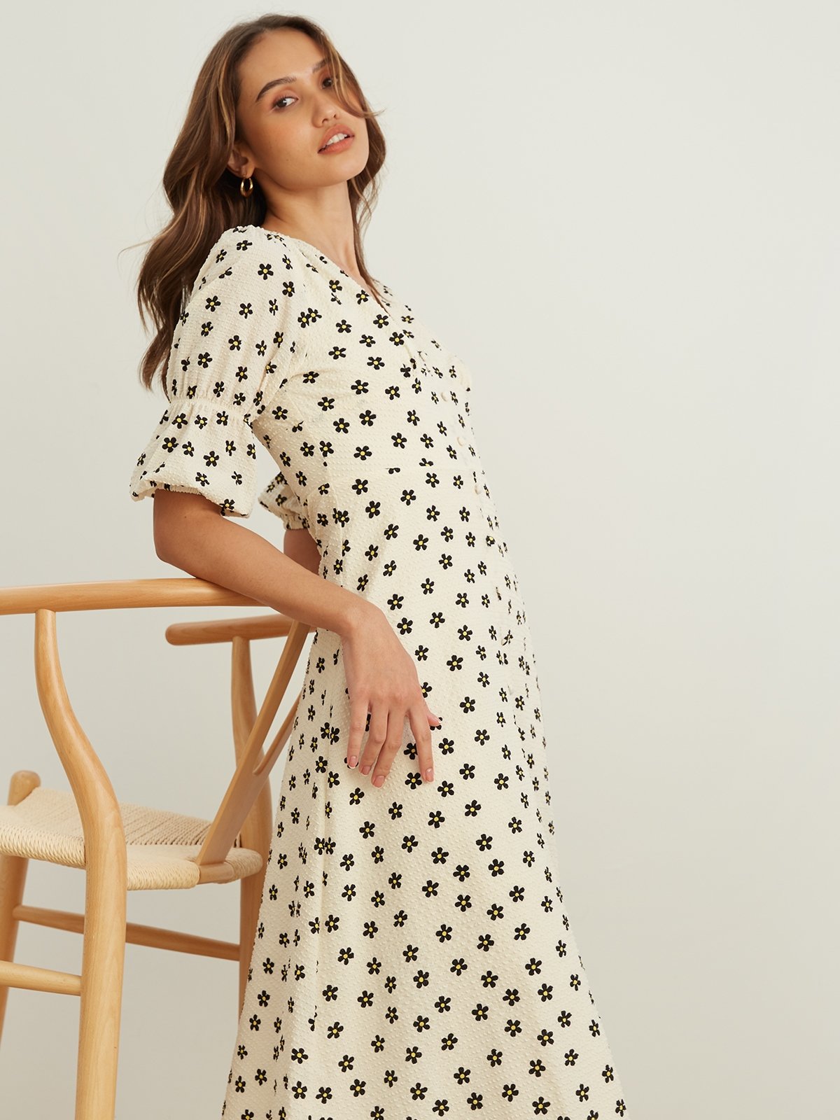 Floral V Neck Midi Dress Beige Pomelo Fashion