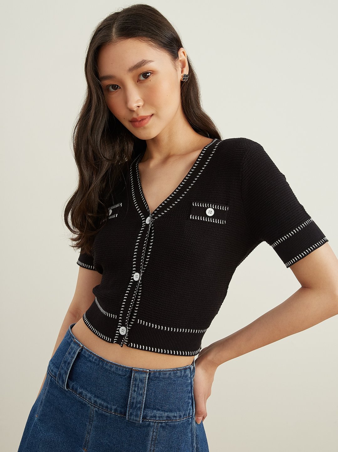 Knit Short Sleeve Cropped Cardigan - Black - Pomelo Fashion