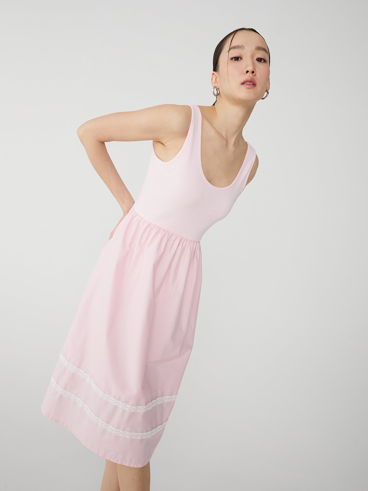 Midi dresses sleeveless store